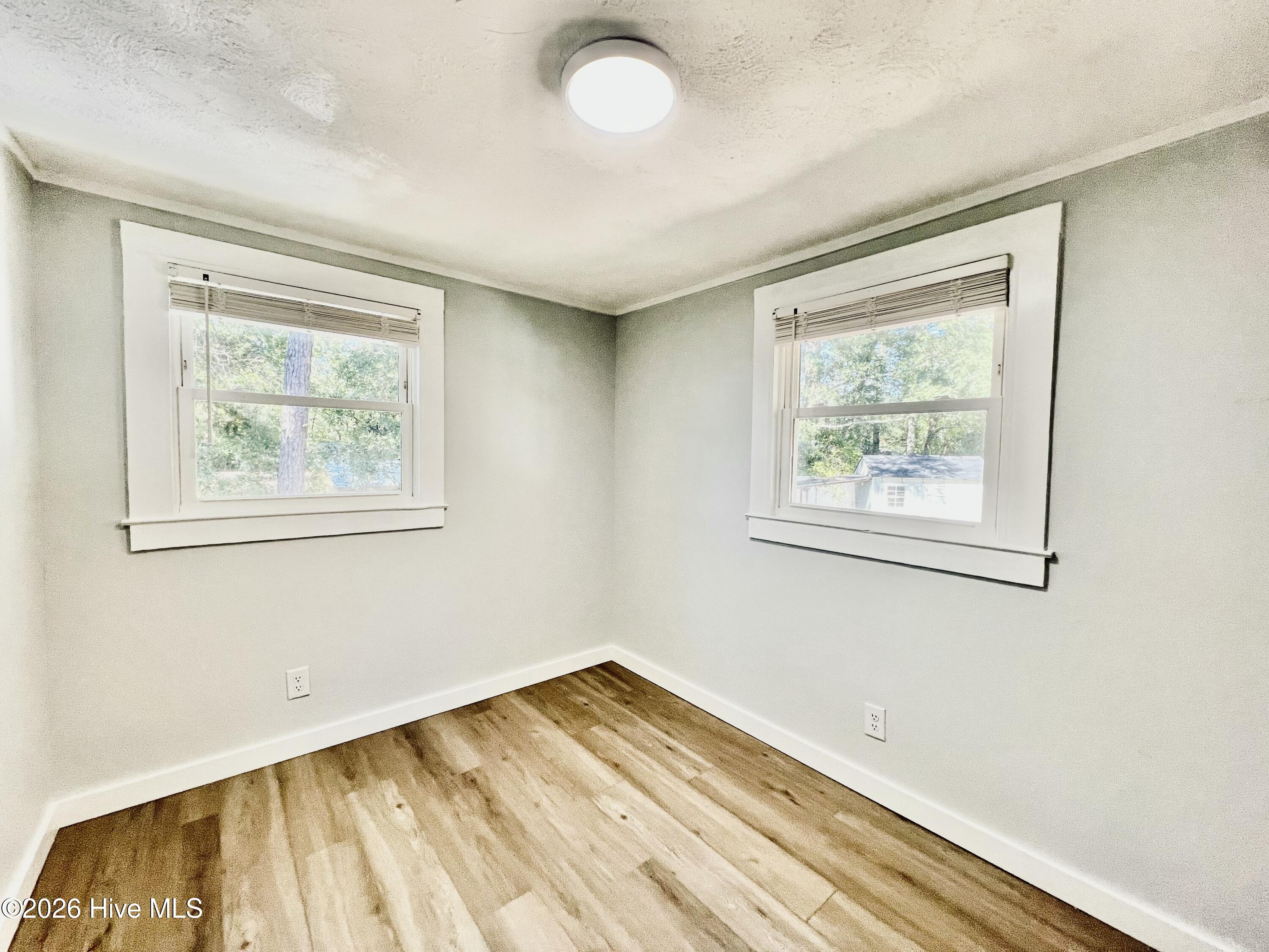 114 Stuart Avenue Property Photo 16