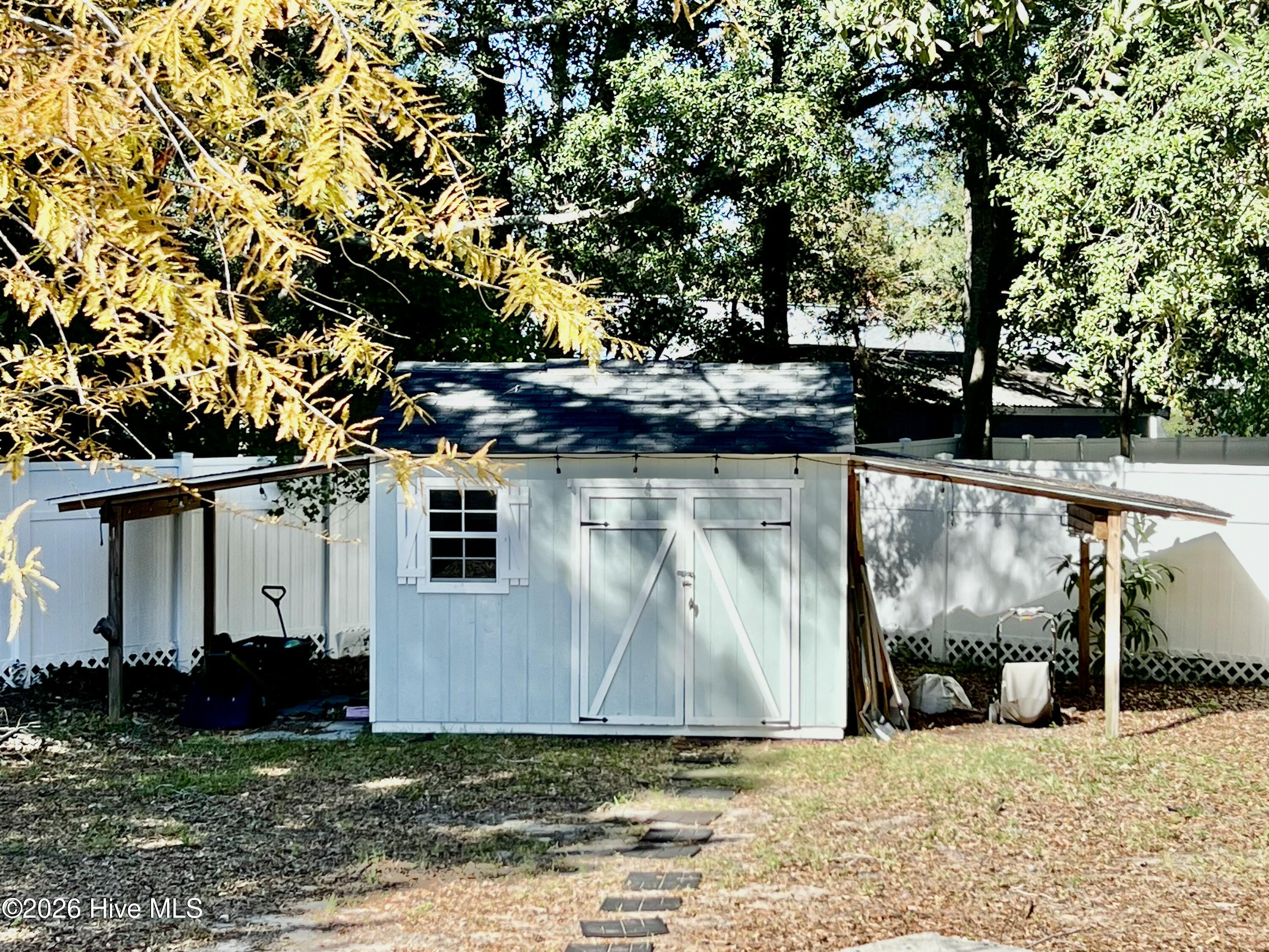 114 Stuart Avenue Property Photo 18