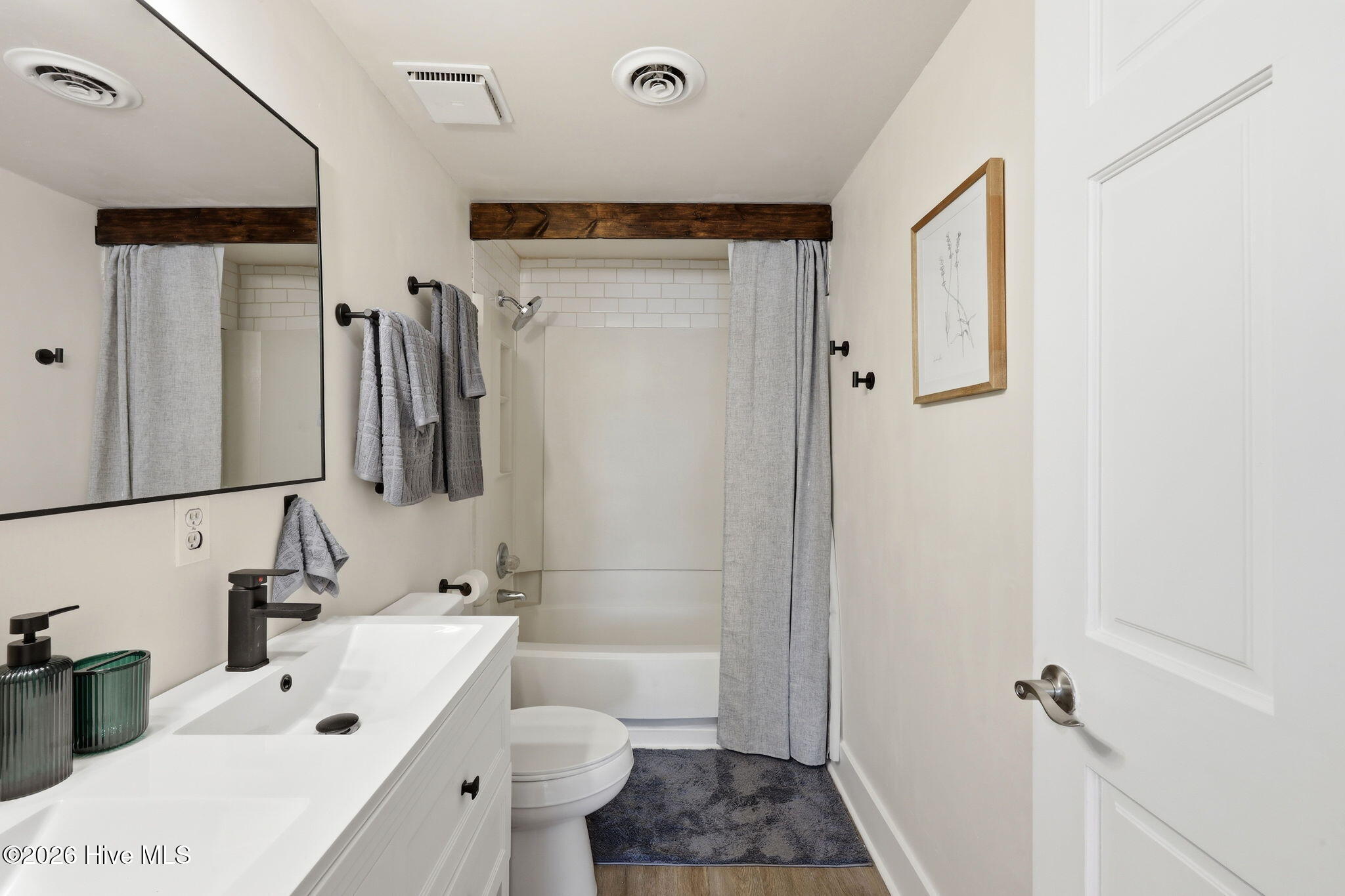 328 River Walk Property Photo 17