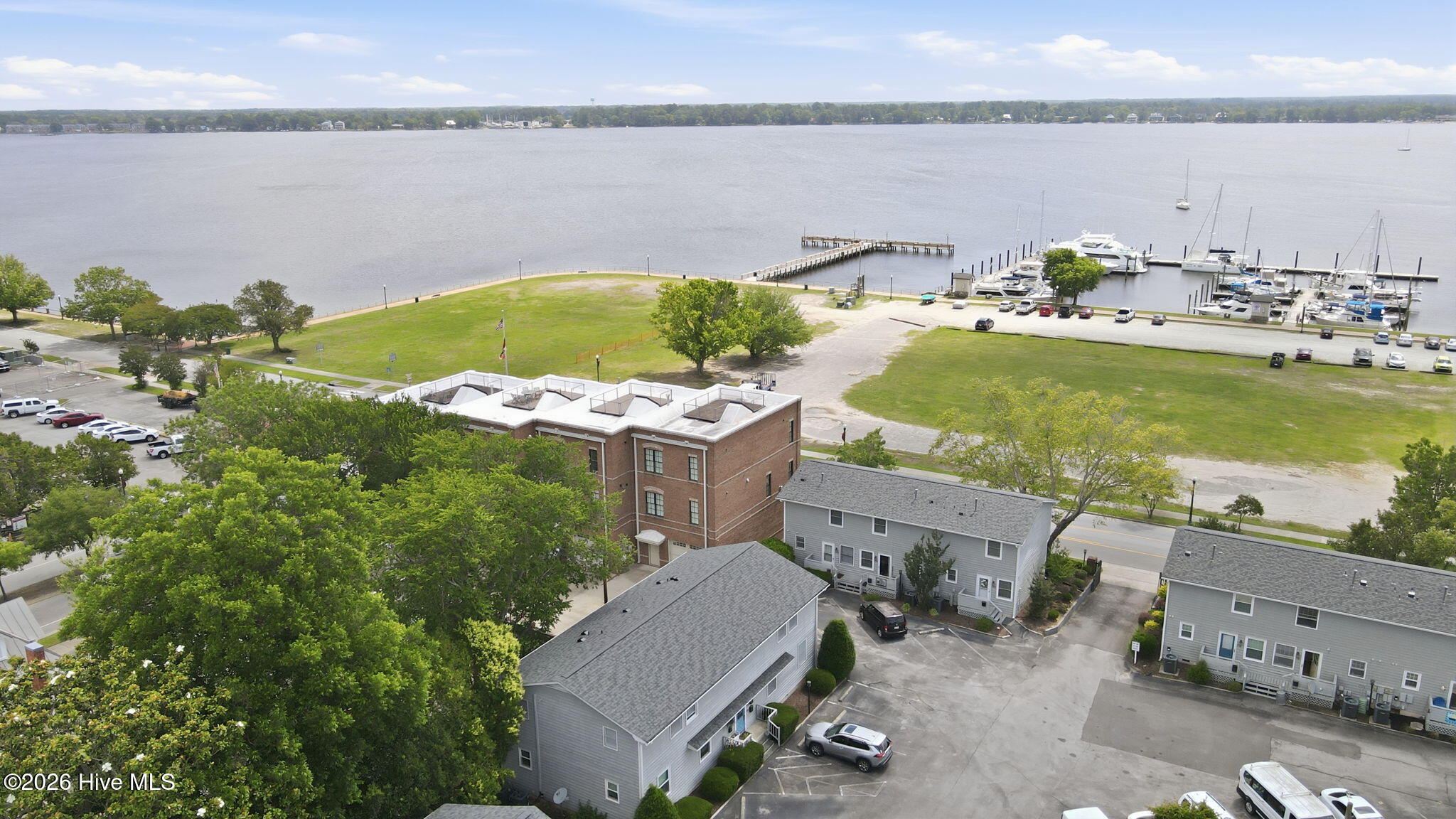 328 River Walk Property Photo 26