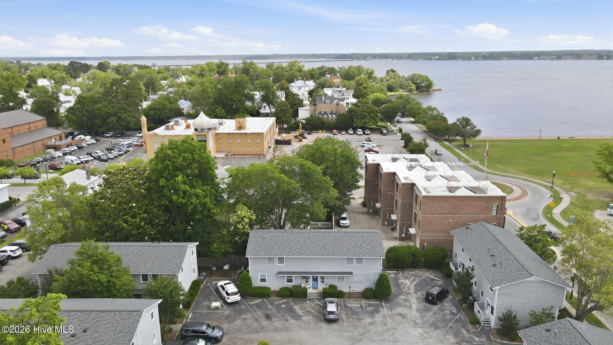328 River Walk Property Photo 27