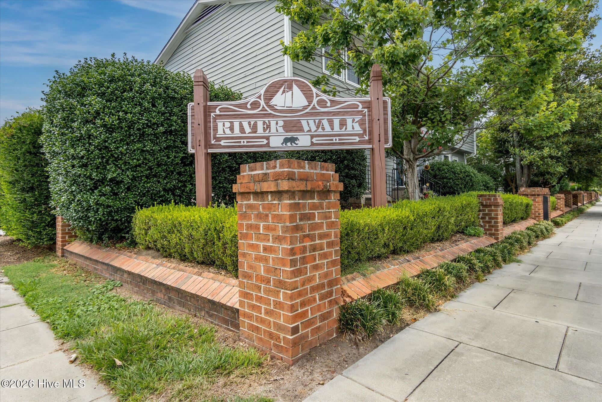 328 River Walk Property Photo 32