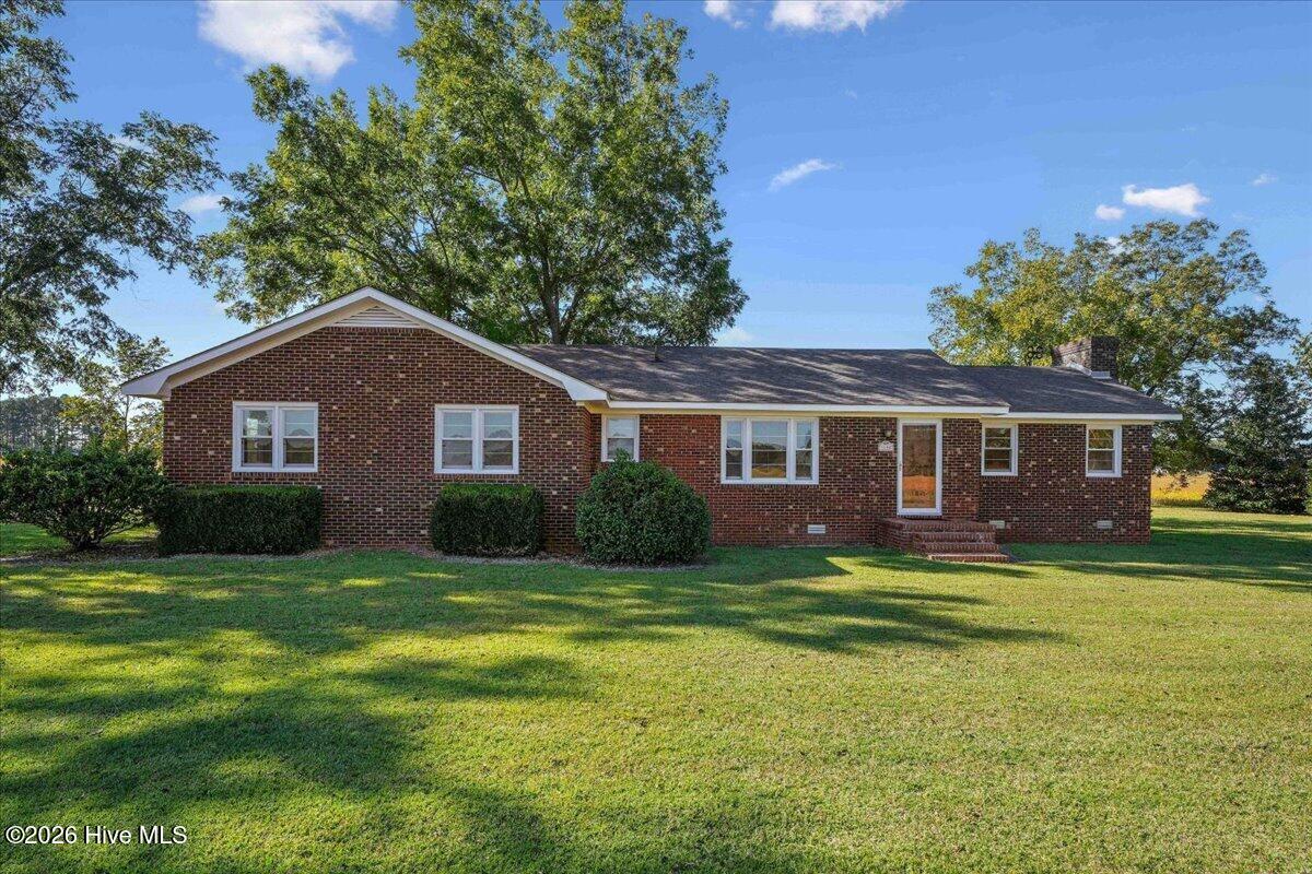 1142 S Jordans Chapel Road Property Photo 1