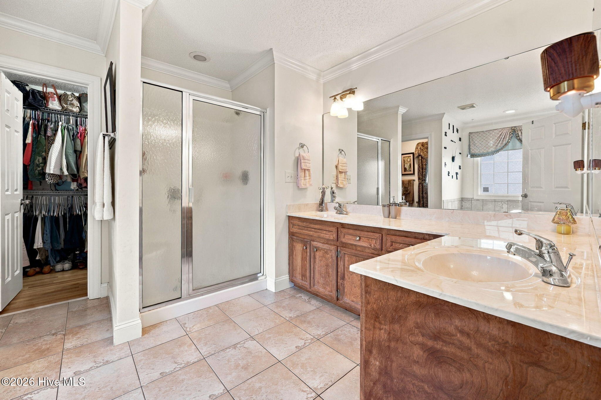 2427 Westminster Drive Property Photo 40