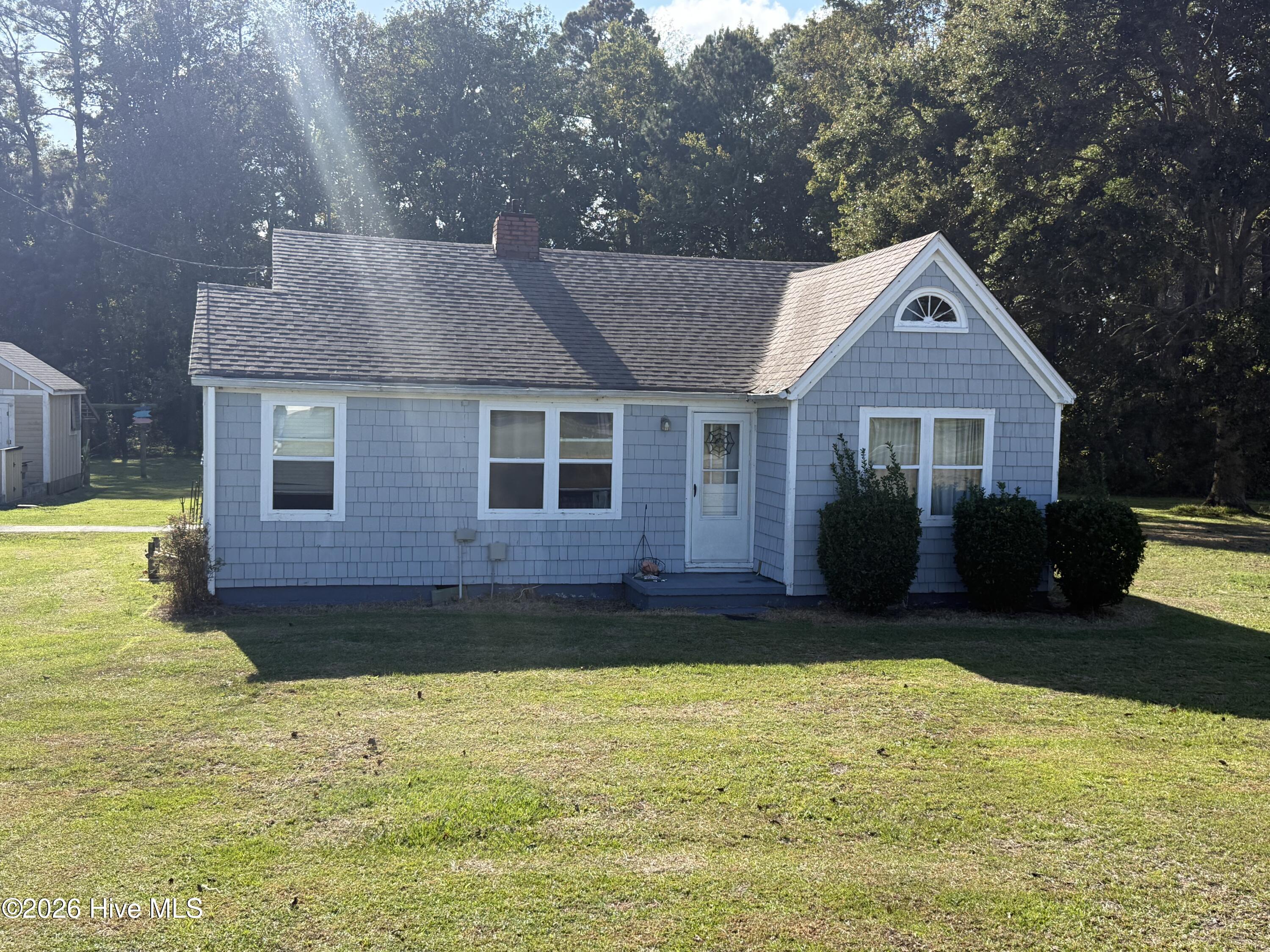 7864 Caratoke Highway Property Photo 1