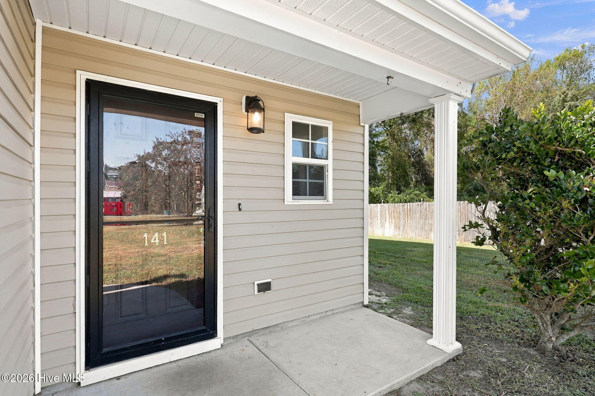 141 Backfield Place Property Photo 6
