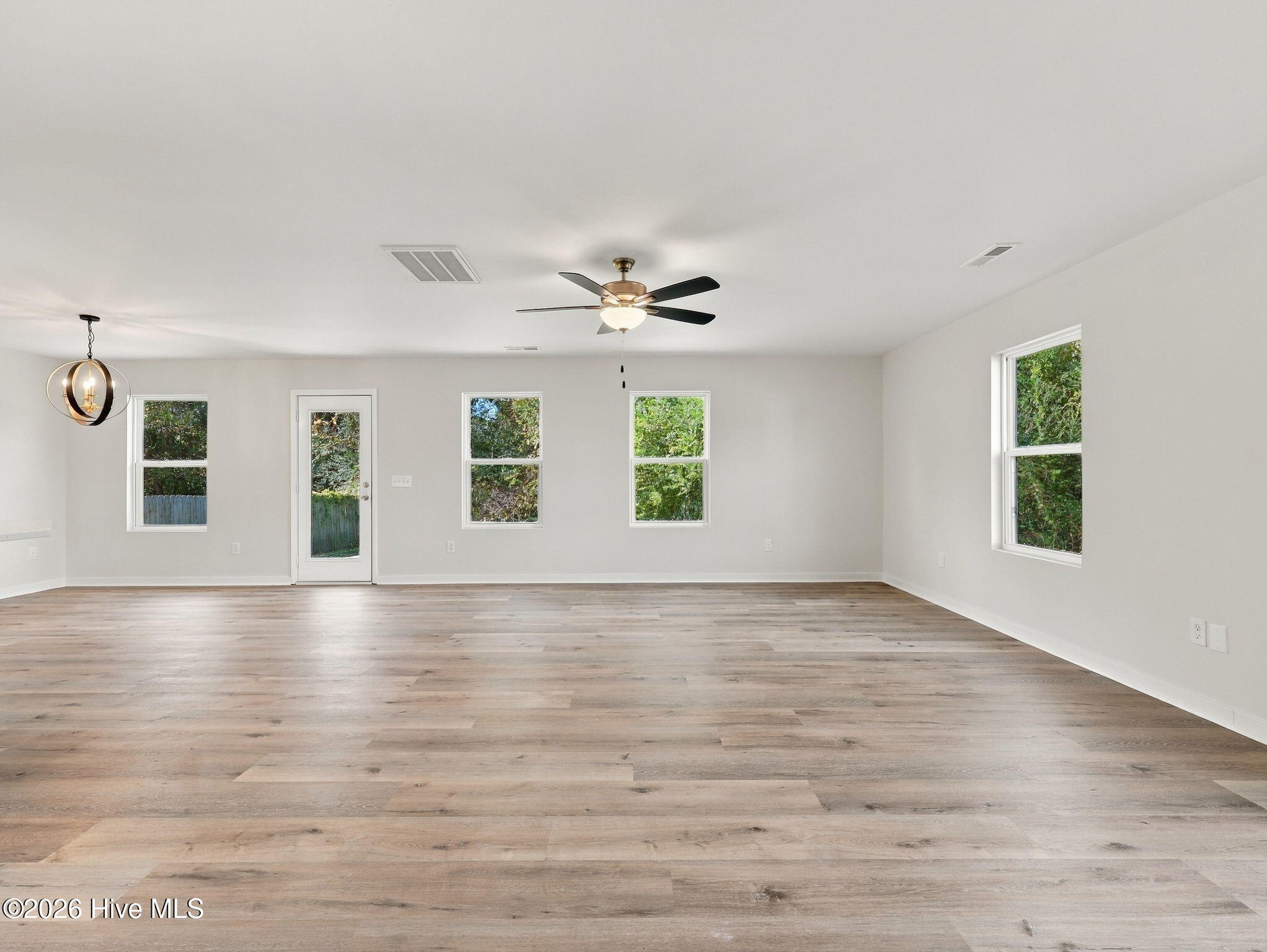 141 Backfield Place Property Photo 8