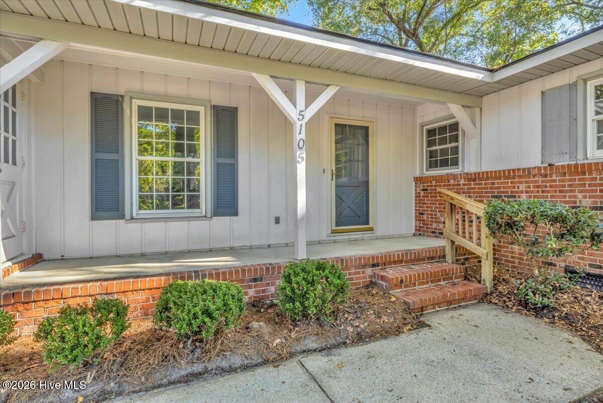 5105 Belgrave Circle Property Photo 3