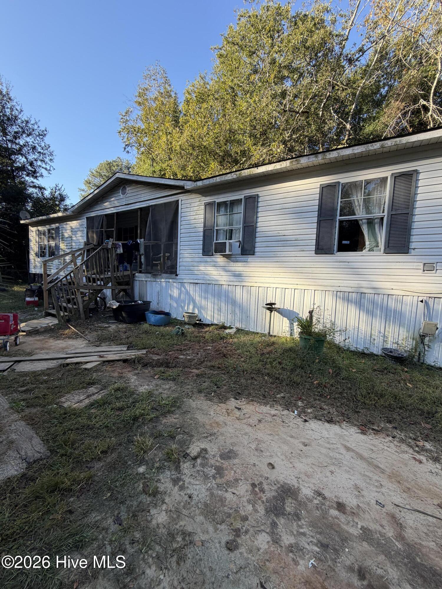 1135 Pineland Terrace Property Photo 1