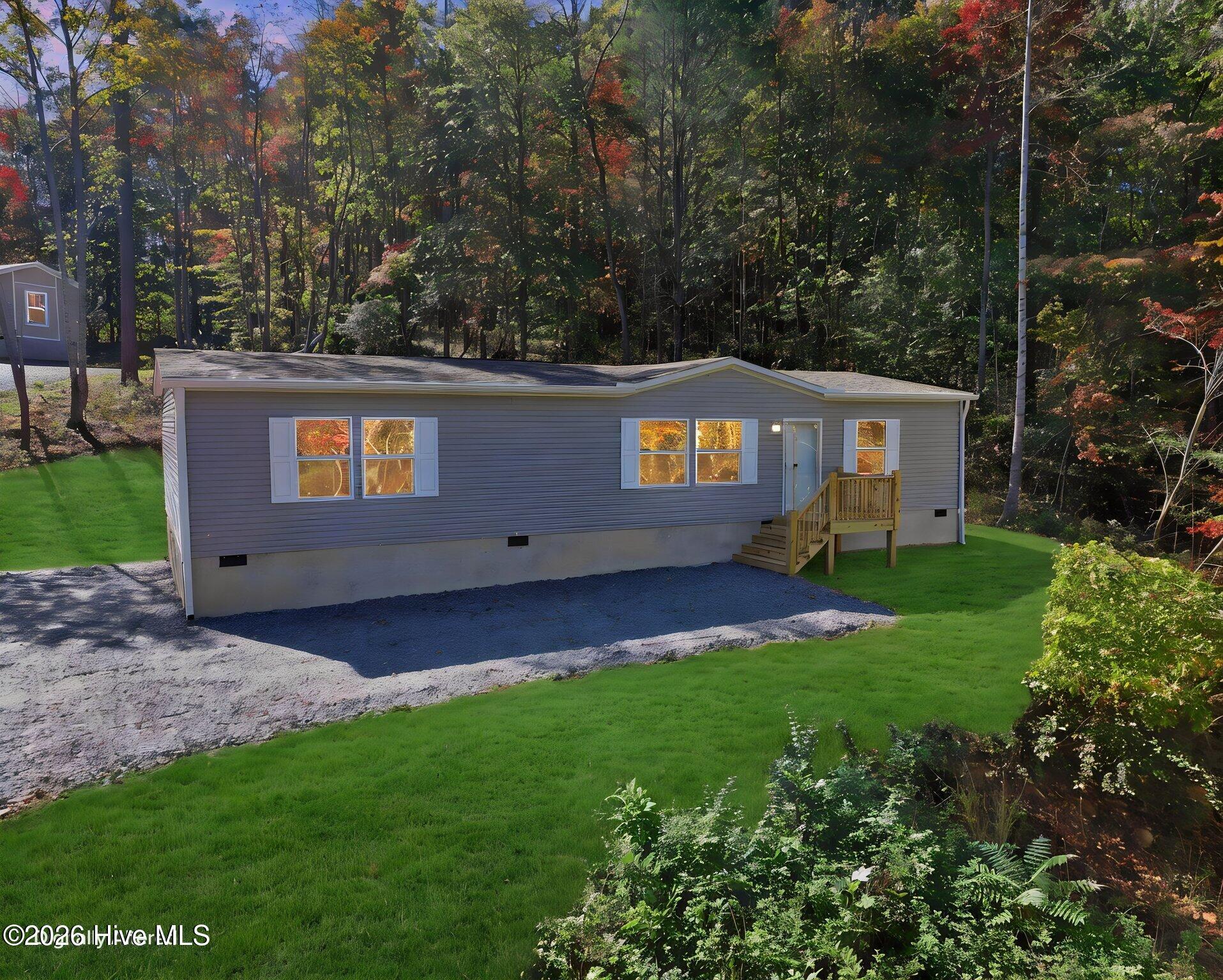313 Loganberry Lane Property Photo 1