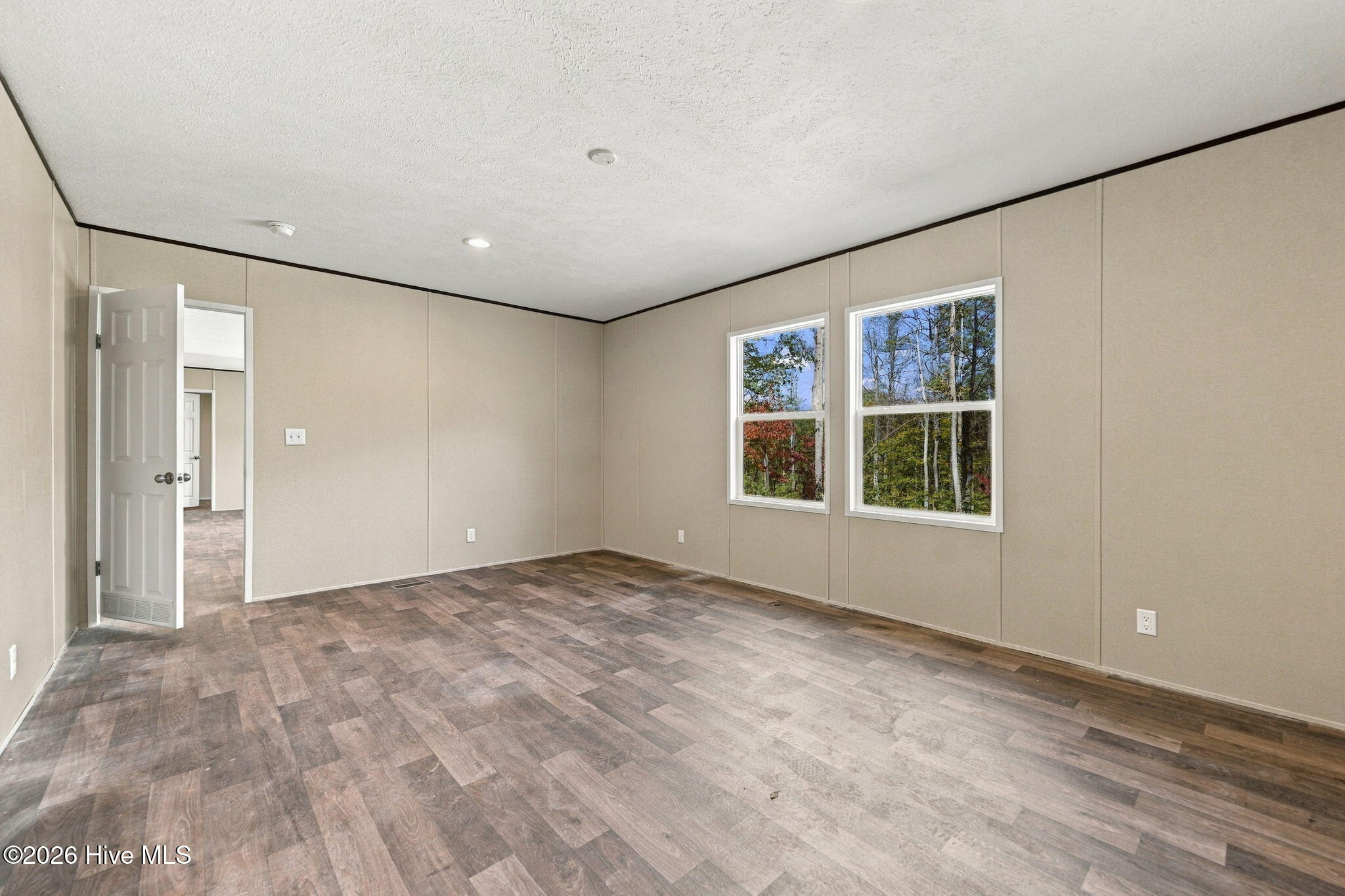 313 Loganberry Lane Property Photo 27