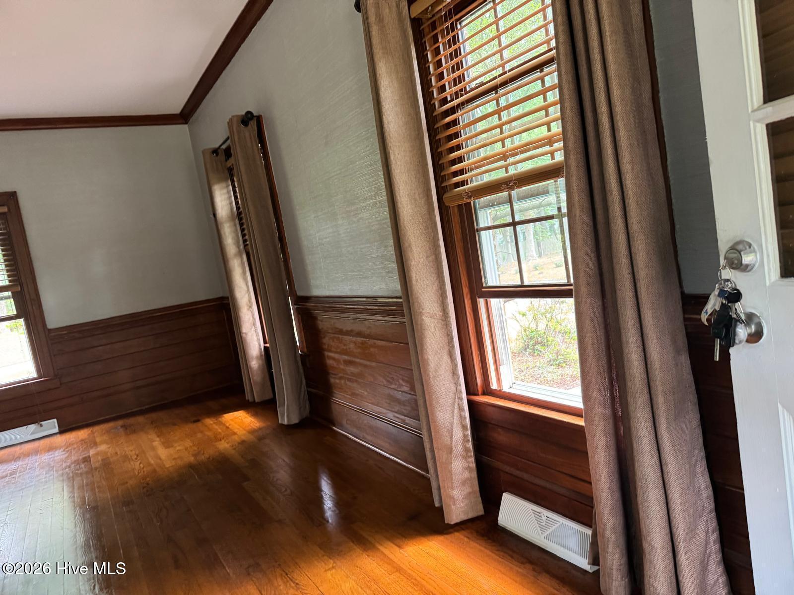 314 Canterbury Road Nw Property Photo 22
