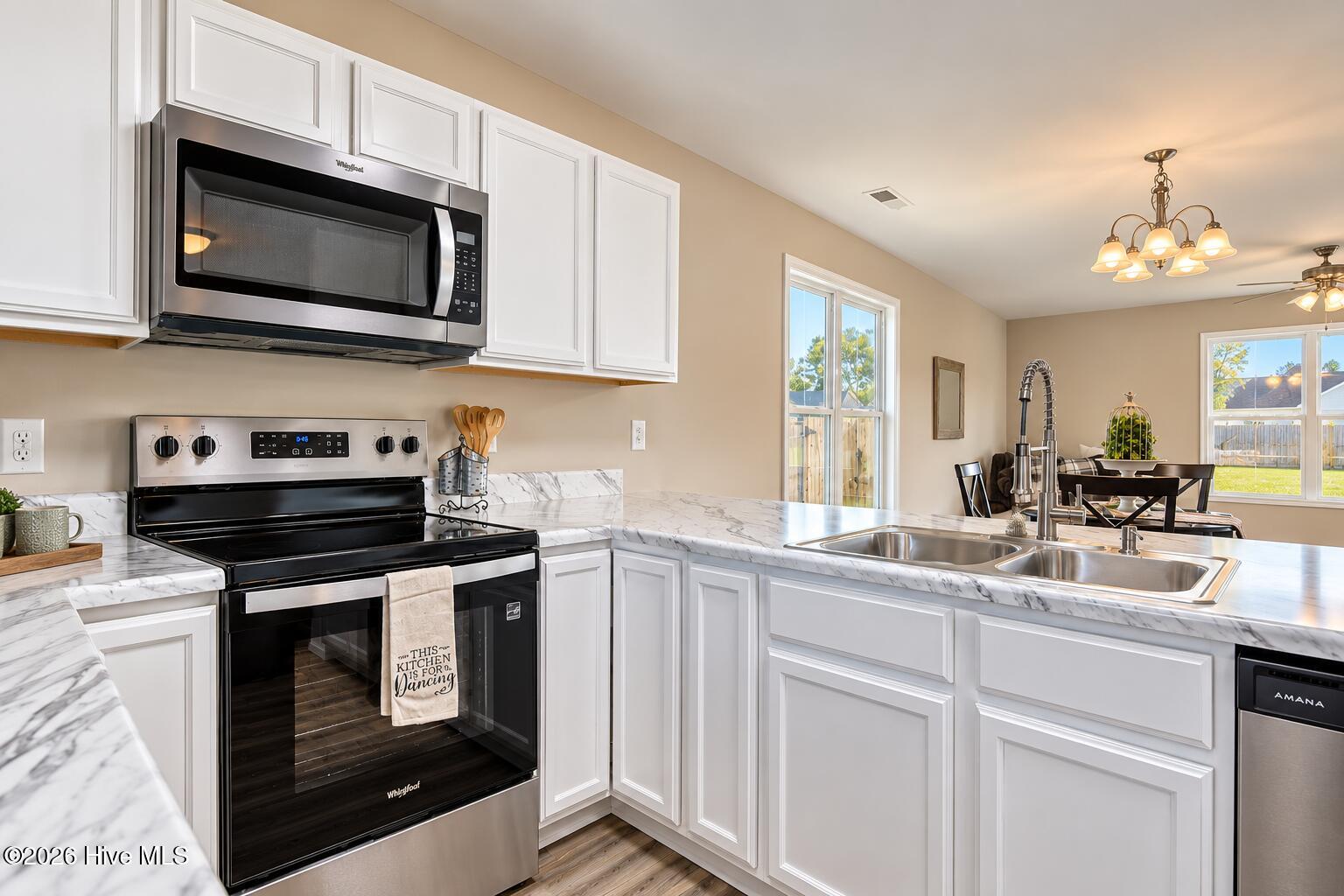 306 Cabinwood Court Property Photo 13