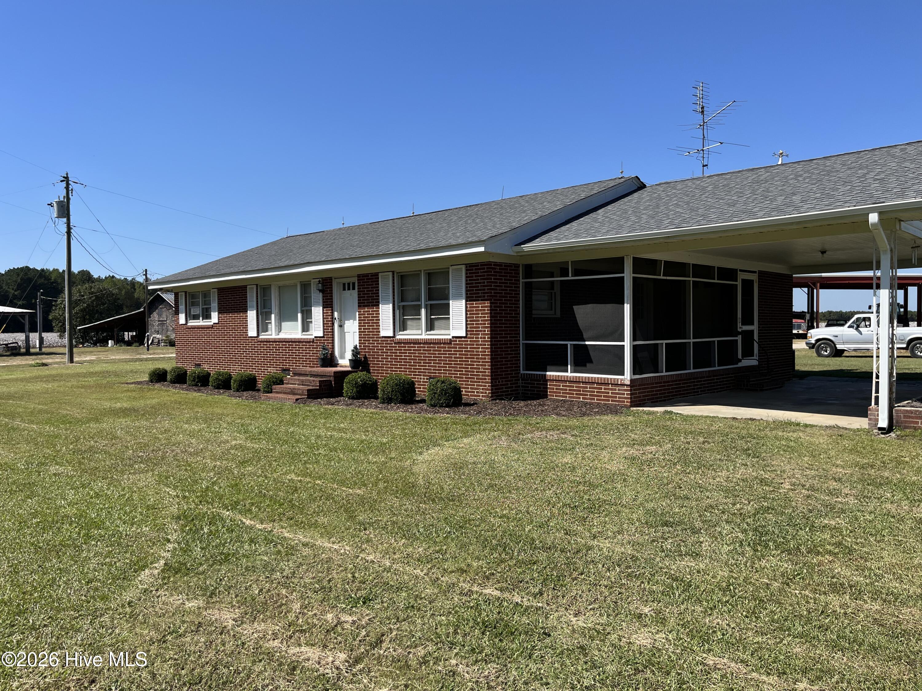 8356 Graham Brantley Road Property Photo 1
