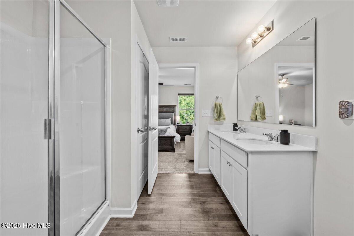 728 Conductor Court Property Photo 17