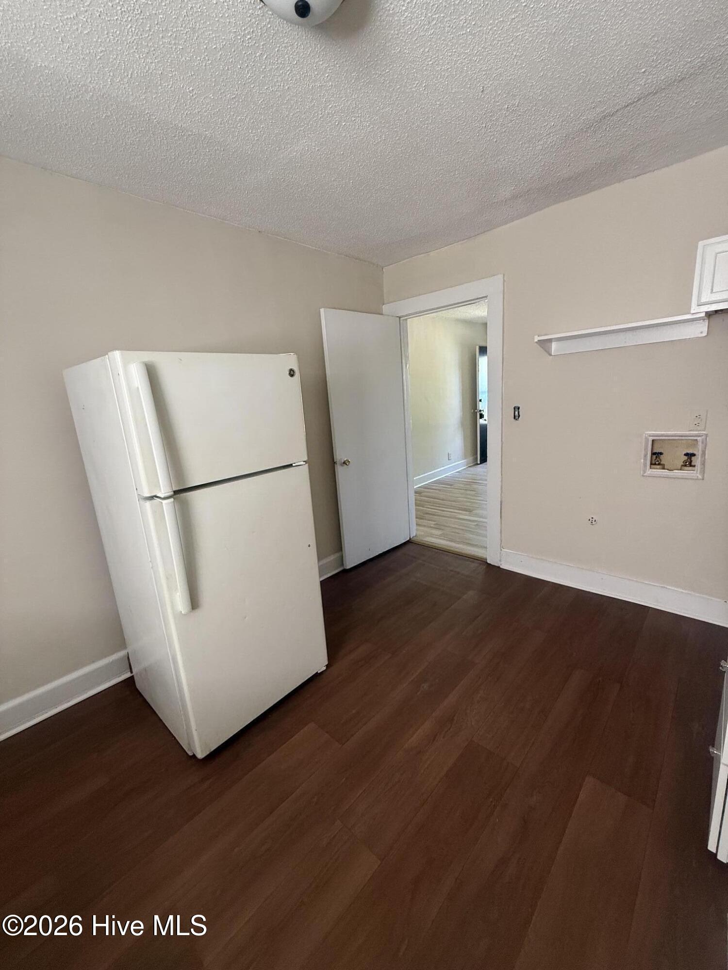 413 Vance Street Property Photo 5