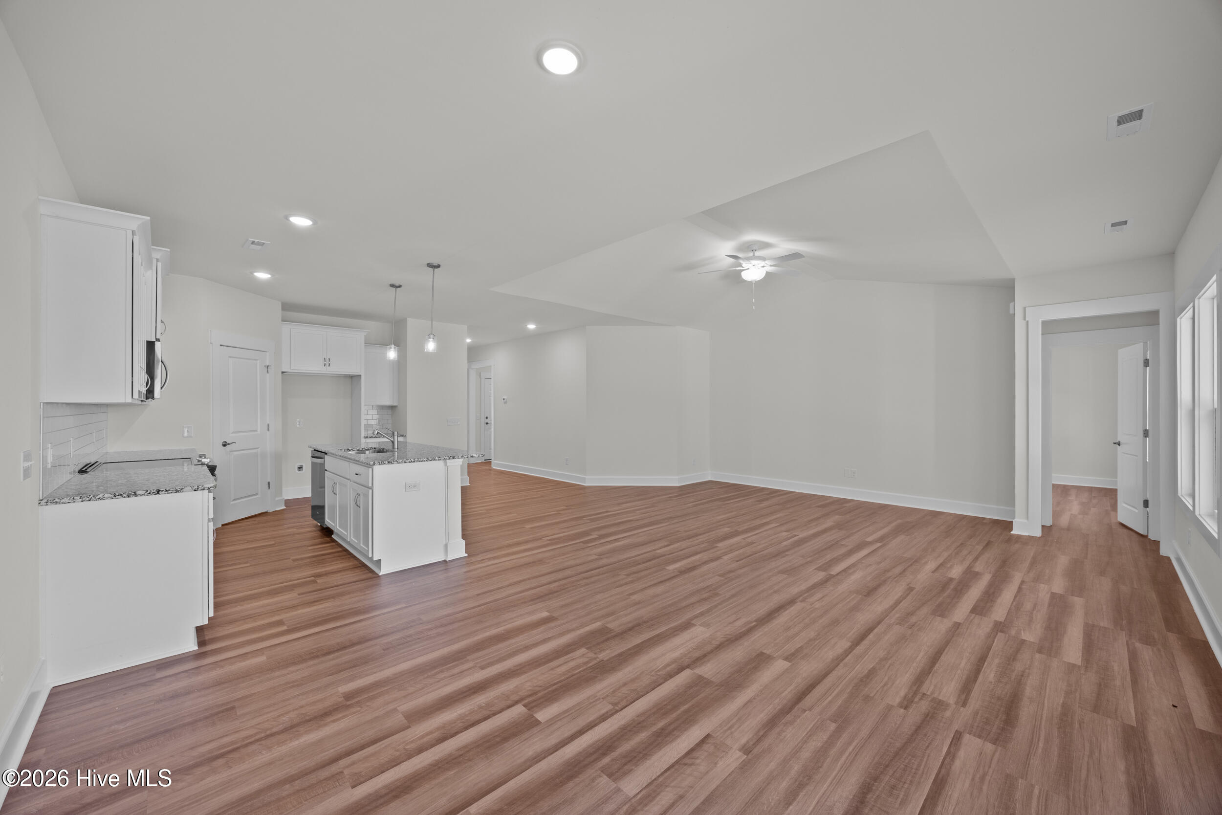 1034 Lake House Road Property Photo 11