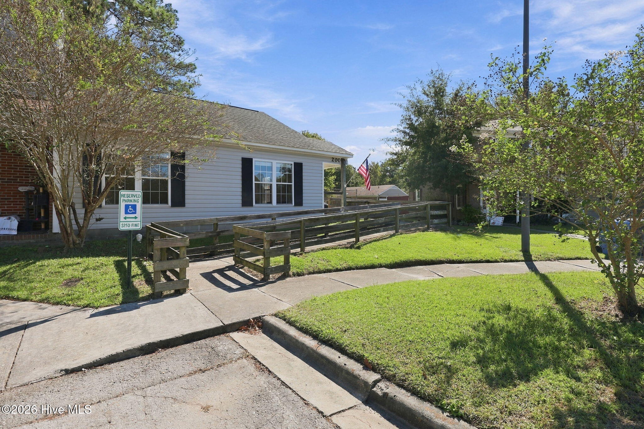 200 Palace Circle Property Photo 7