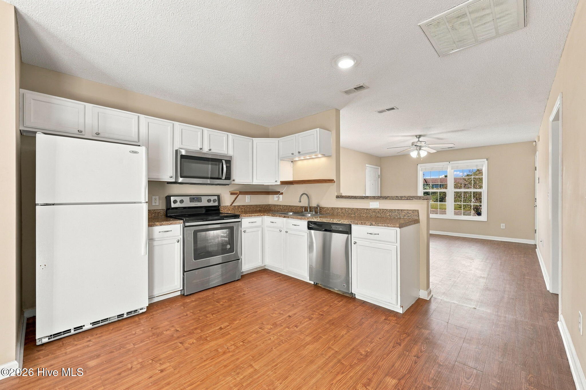200 Palace Circle Property Photo 16