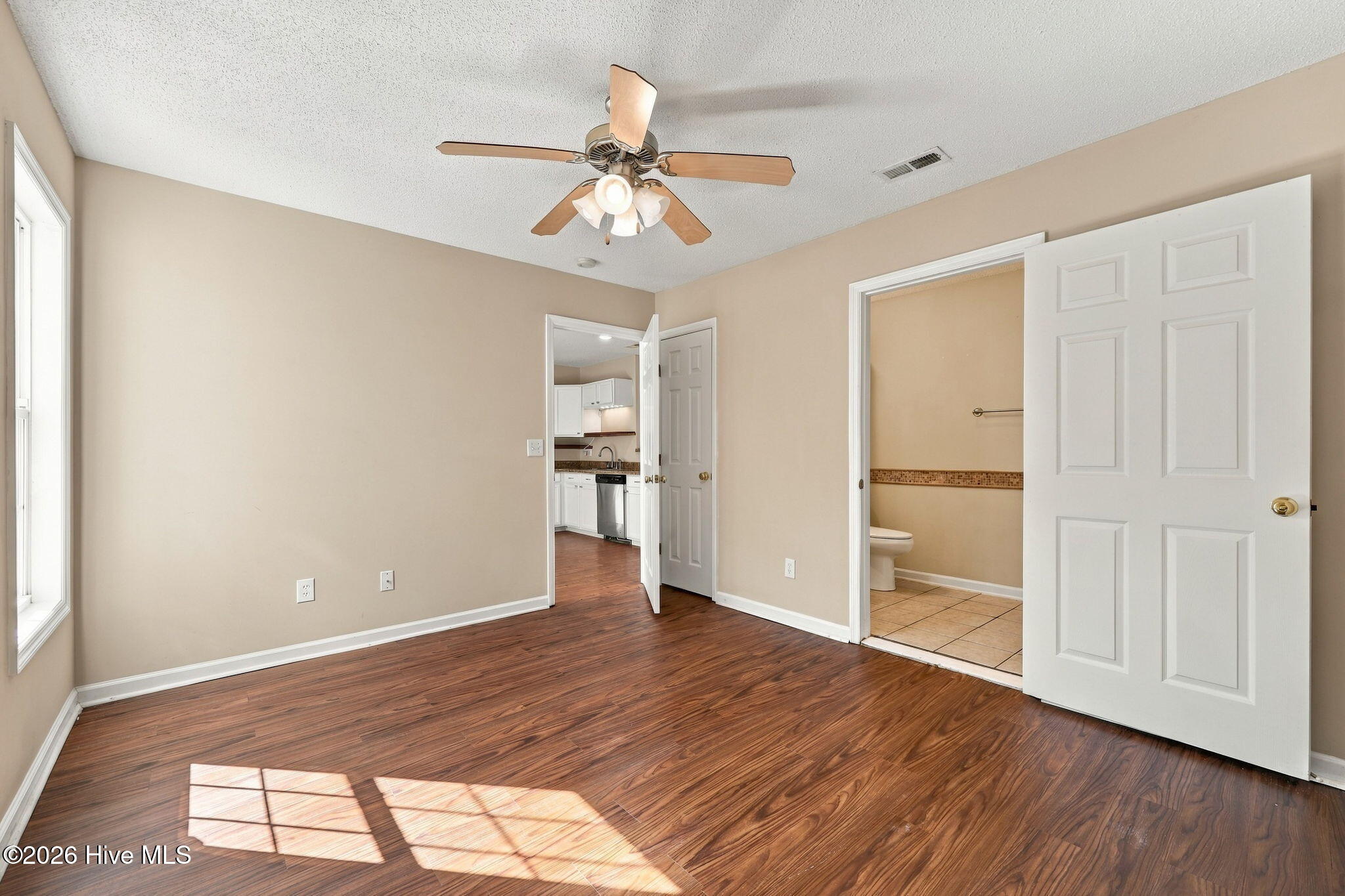 200 Palace Circle Property Photo 27