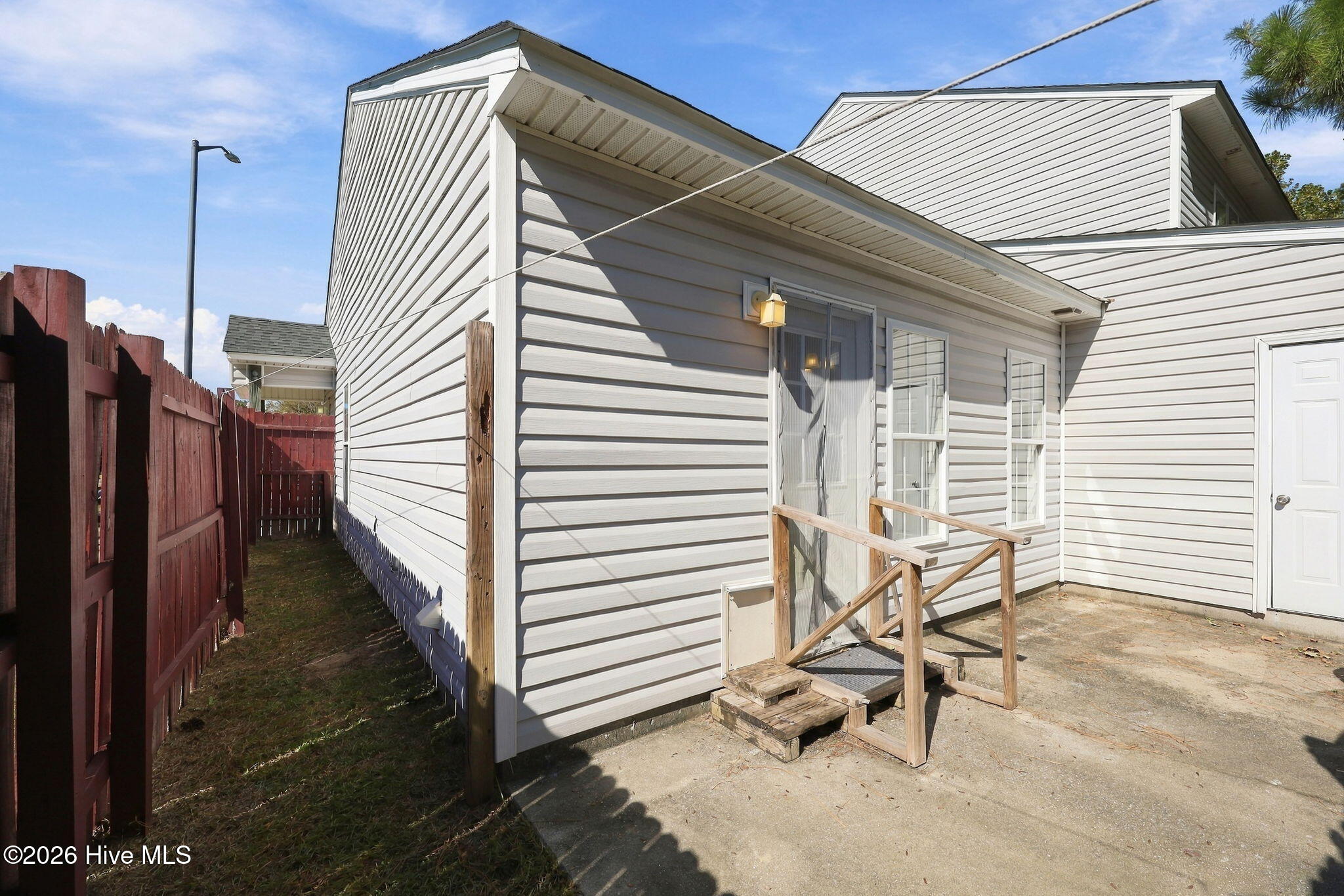 200 Palace Circle Property Photo 40