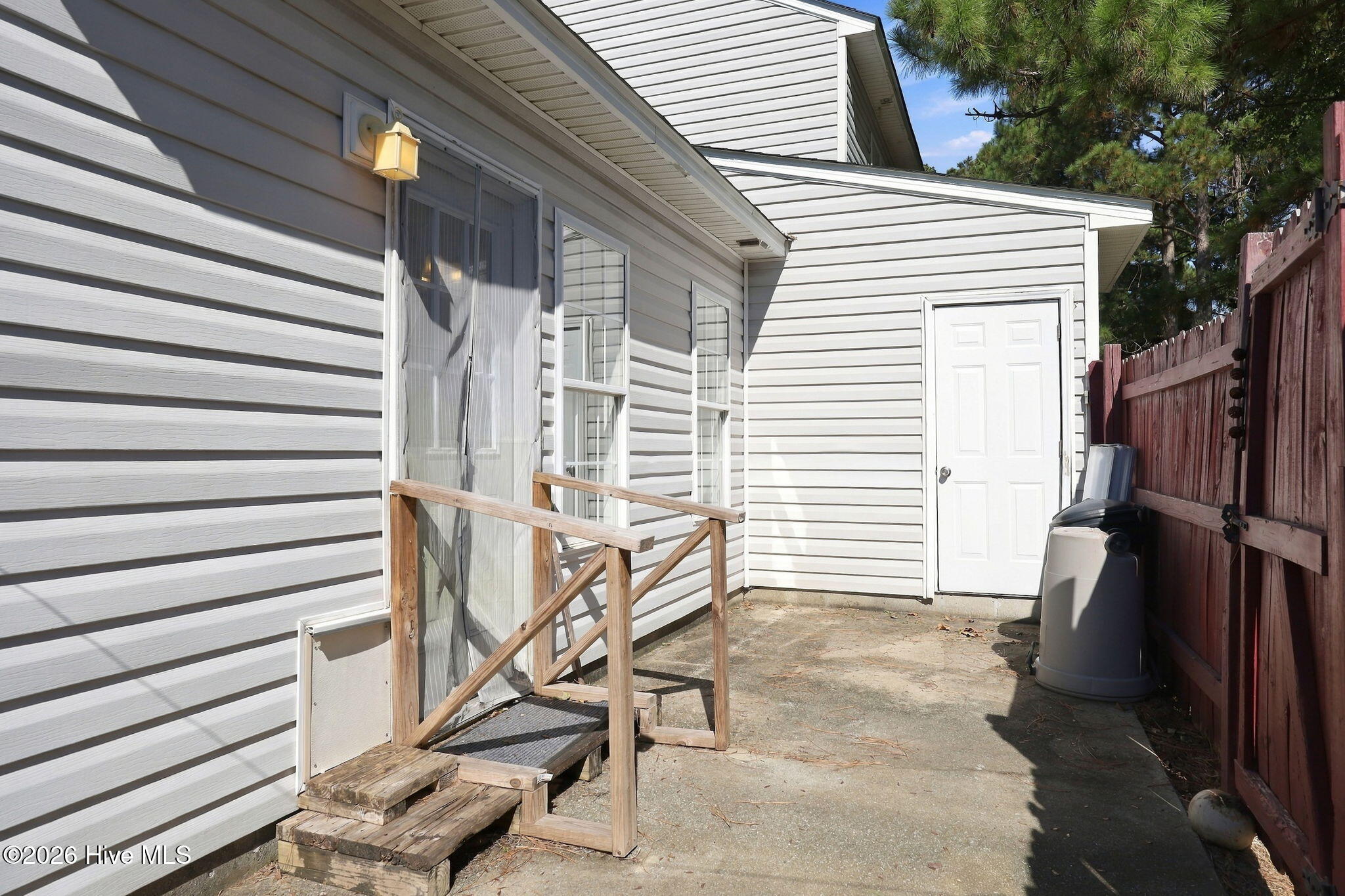 200 Palace Circle Property Photo 42