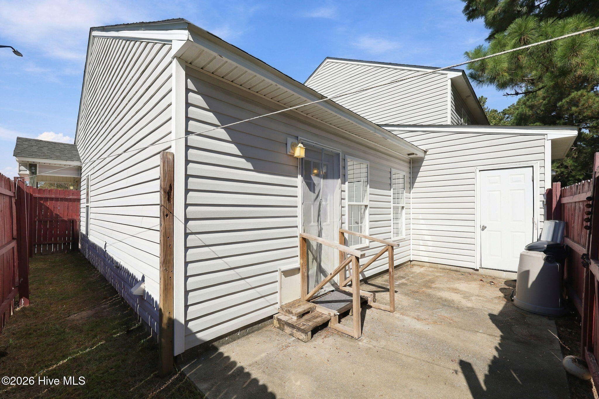 200 Palace Circle Property Photo 43