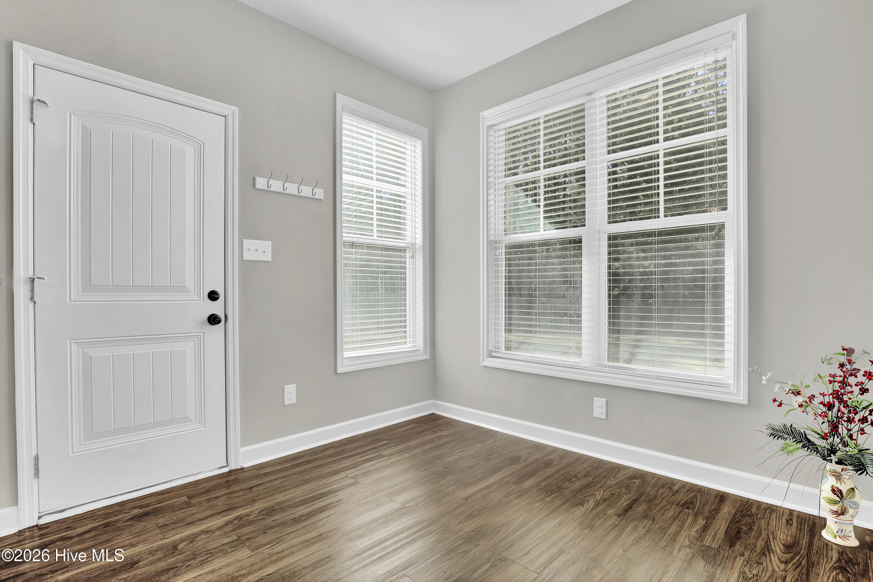 609 Winfall Drive Property Photo 13
