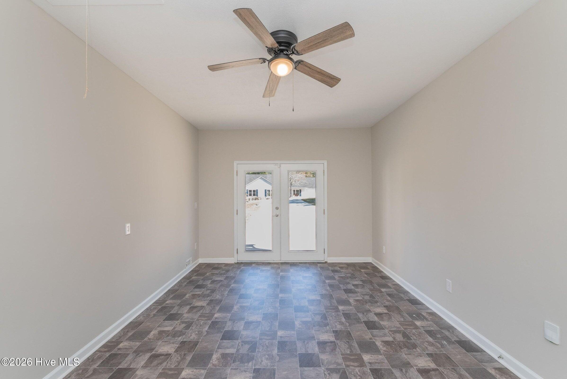 532 Stephens Mill Drive Property Photo 16