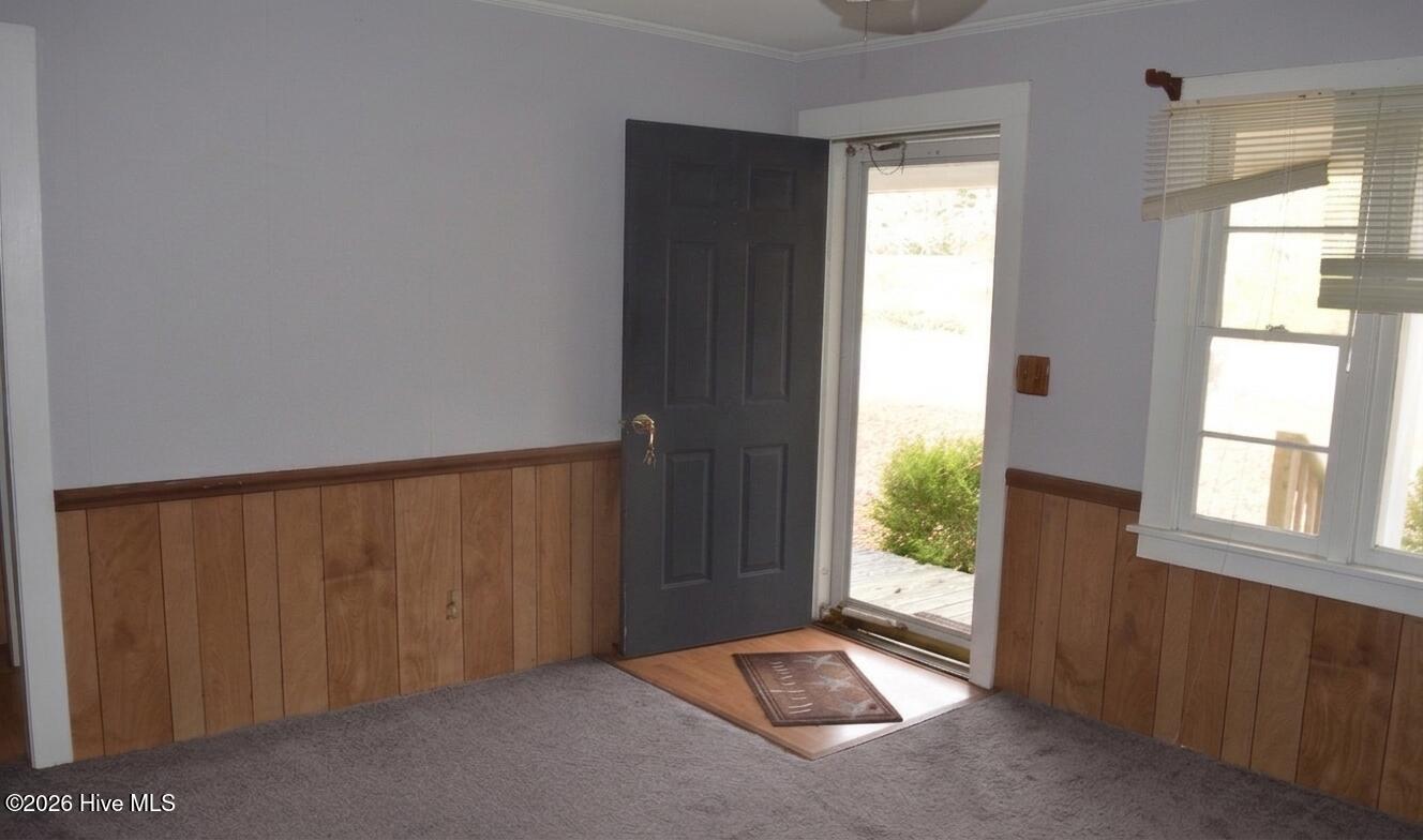 294 Cape Lookout Drive Property Photo 3