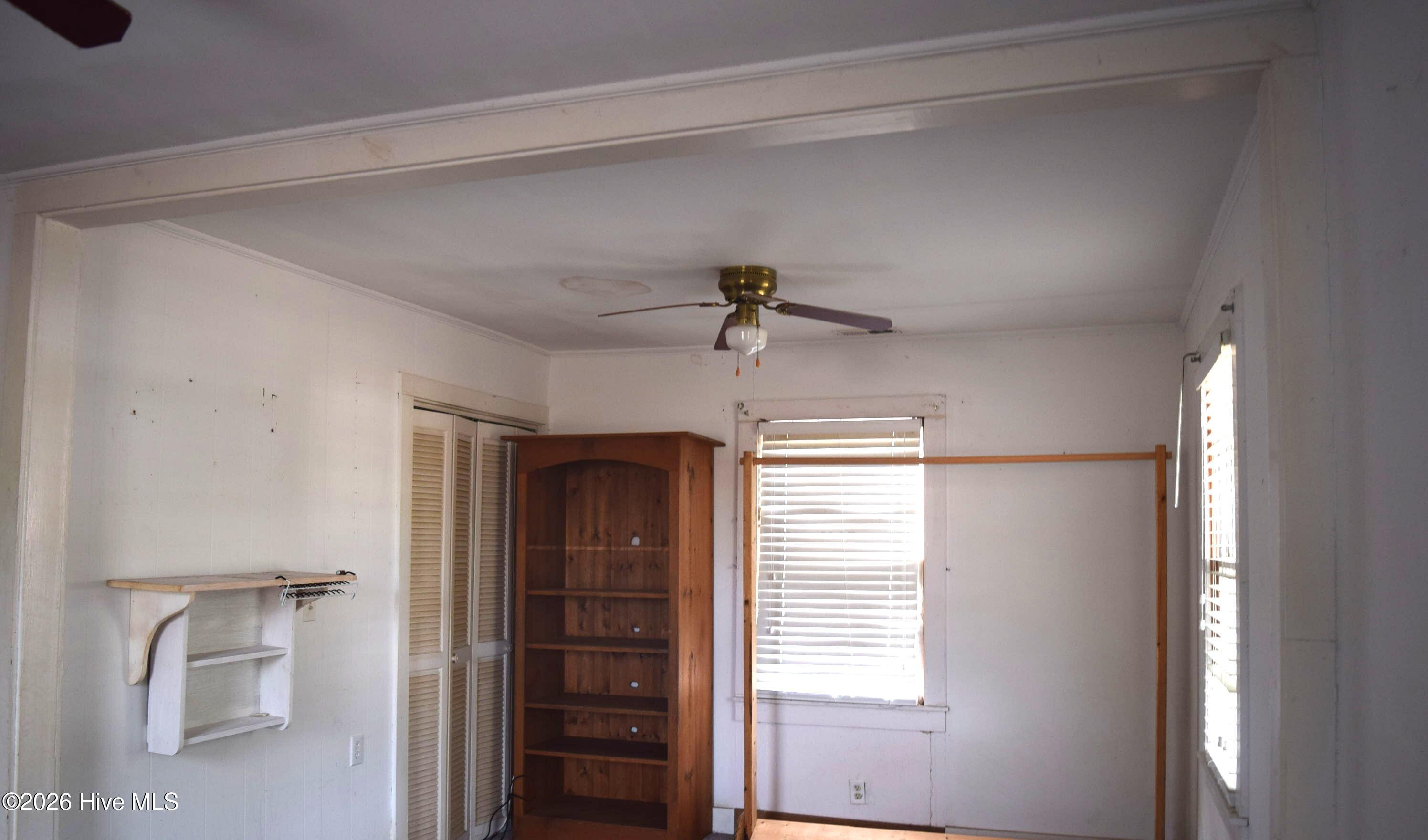 294 Cape Lookout Drive Property Photo 7