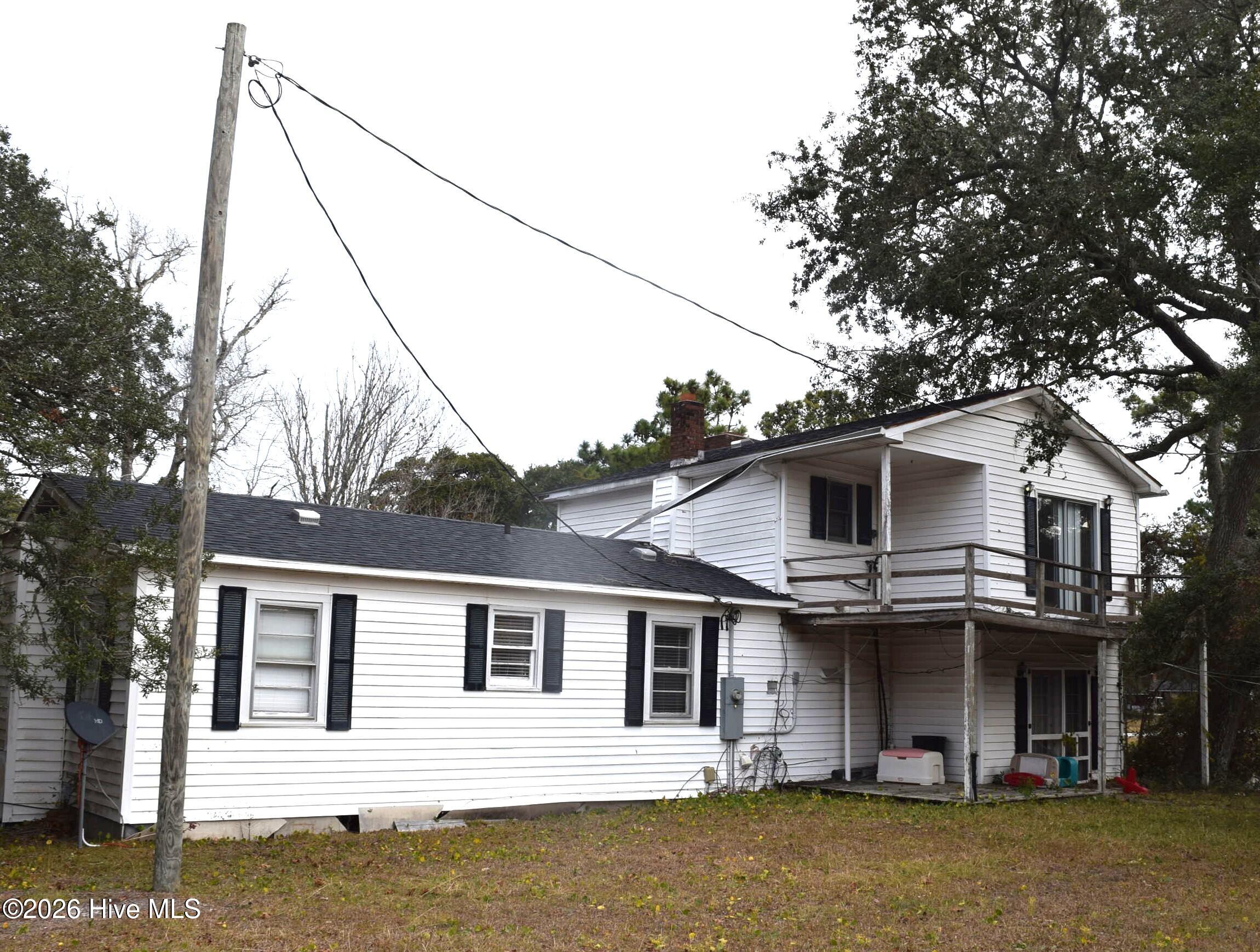 294 Cape Lookout Drive Property Photo 12