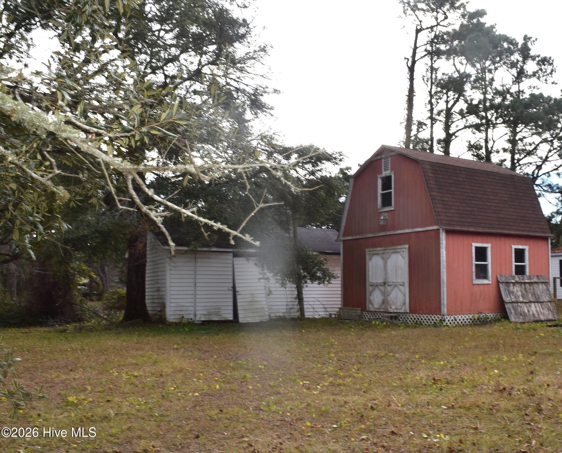 294 Cape Lookout Drive Property Photo 13