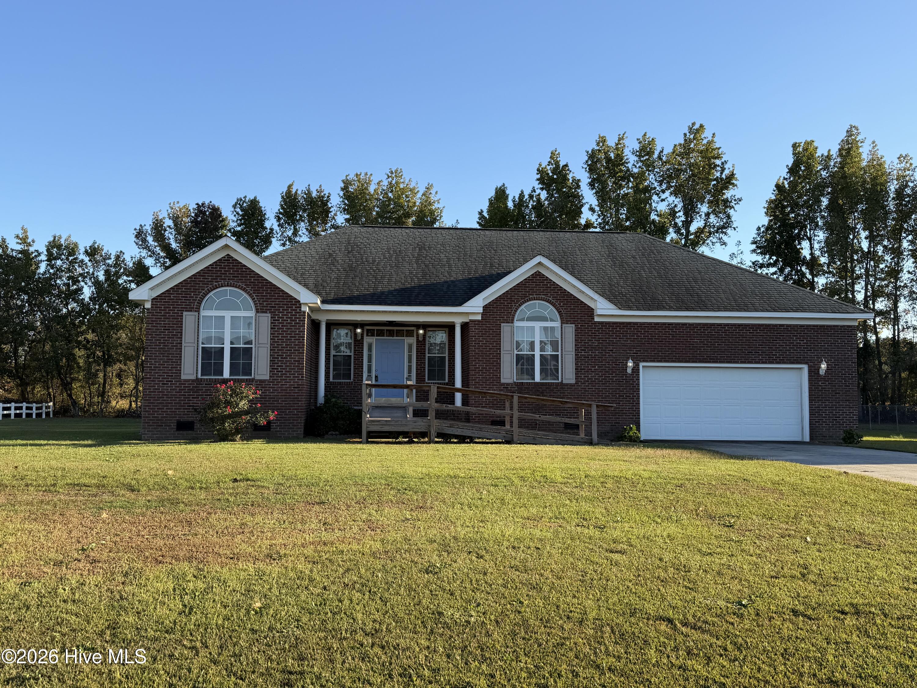 106 Friendswood Drive Property Photo 1