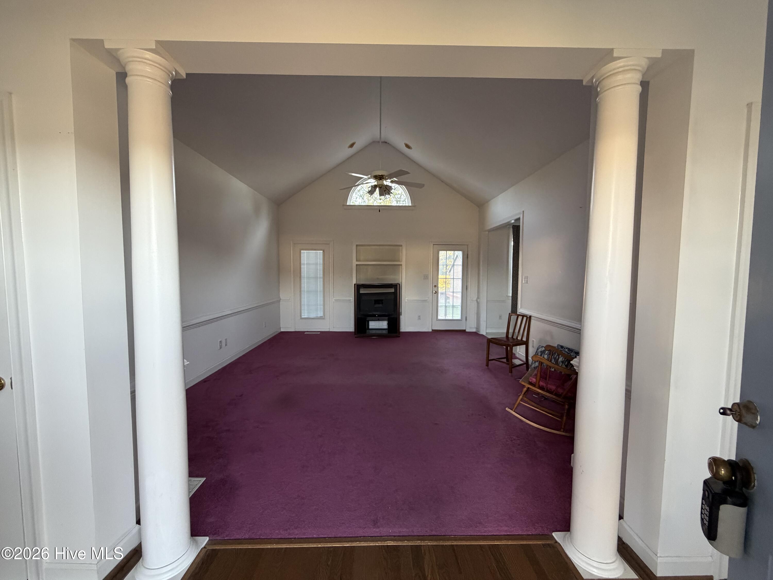 106 Friendswood Drive Property Photo 2