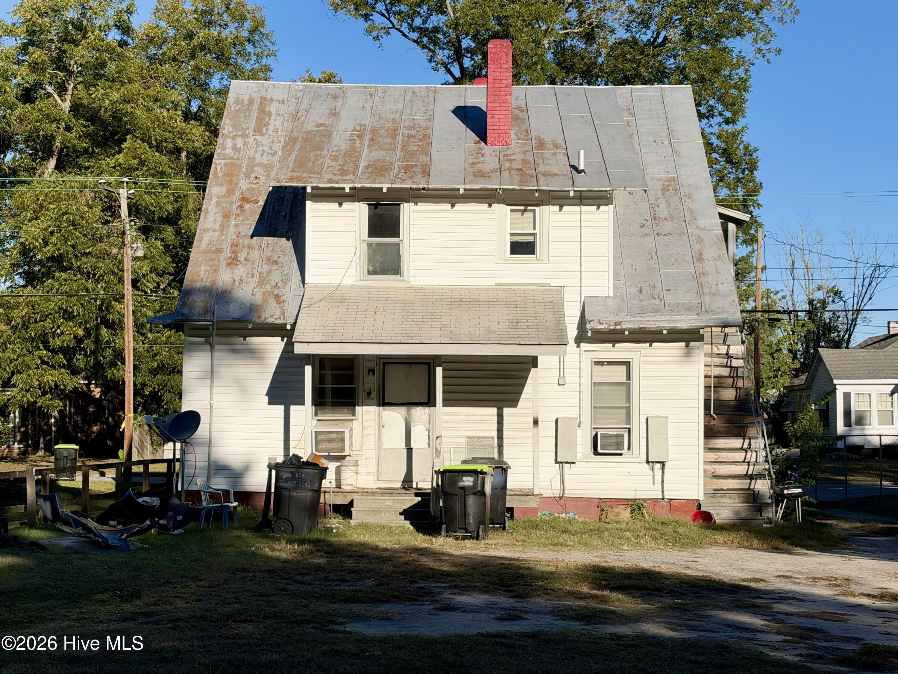 507 Warren Street Property Photo 7