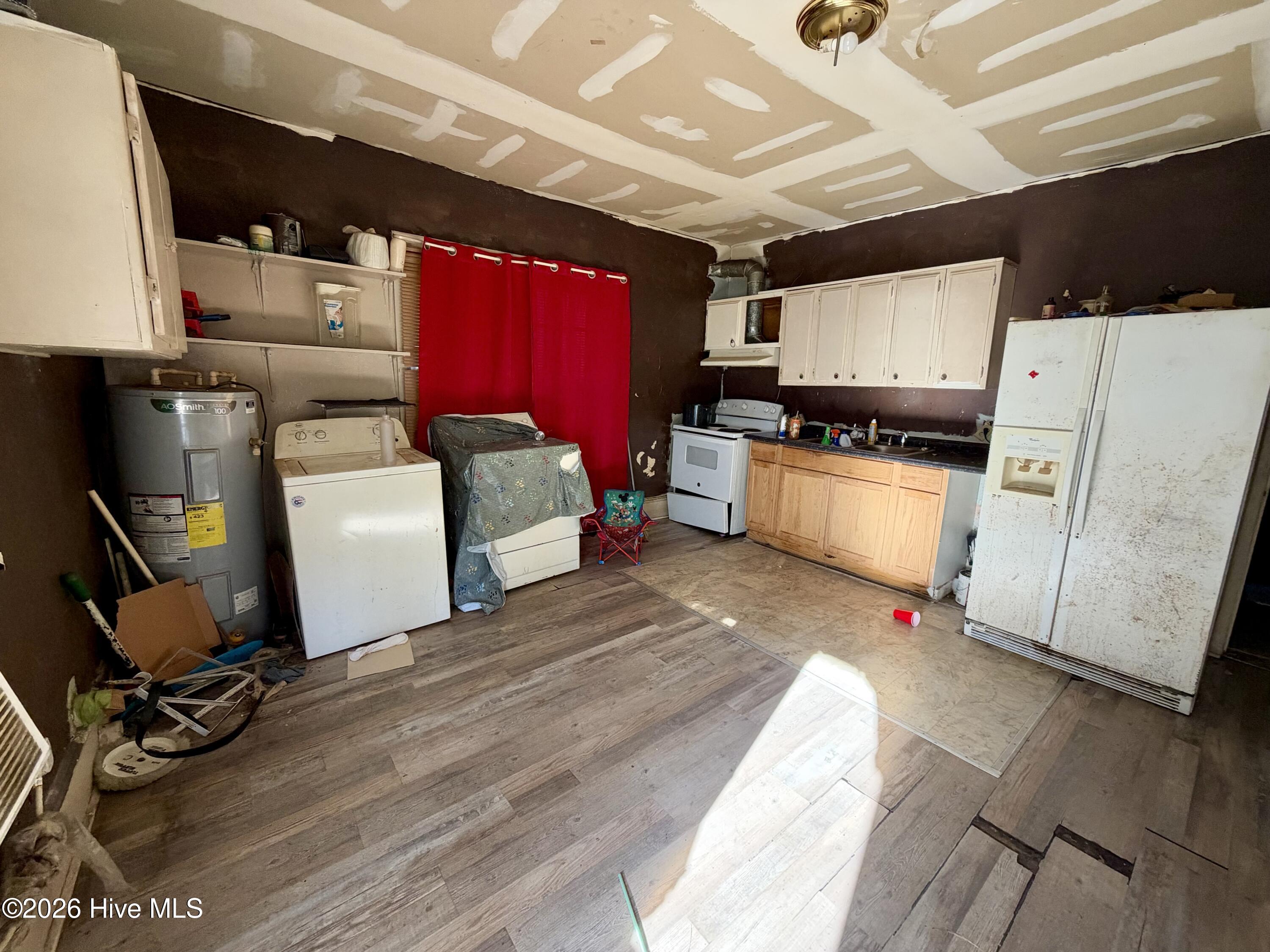 507 Warren Street Property Photo 8