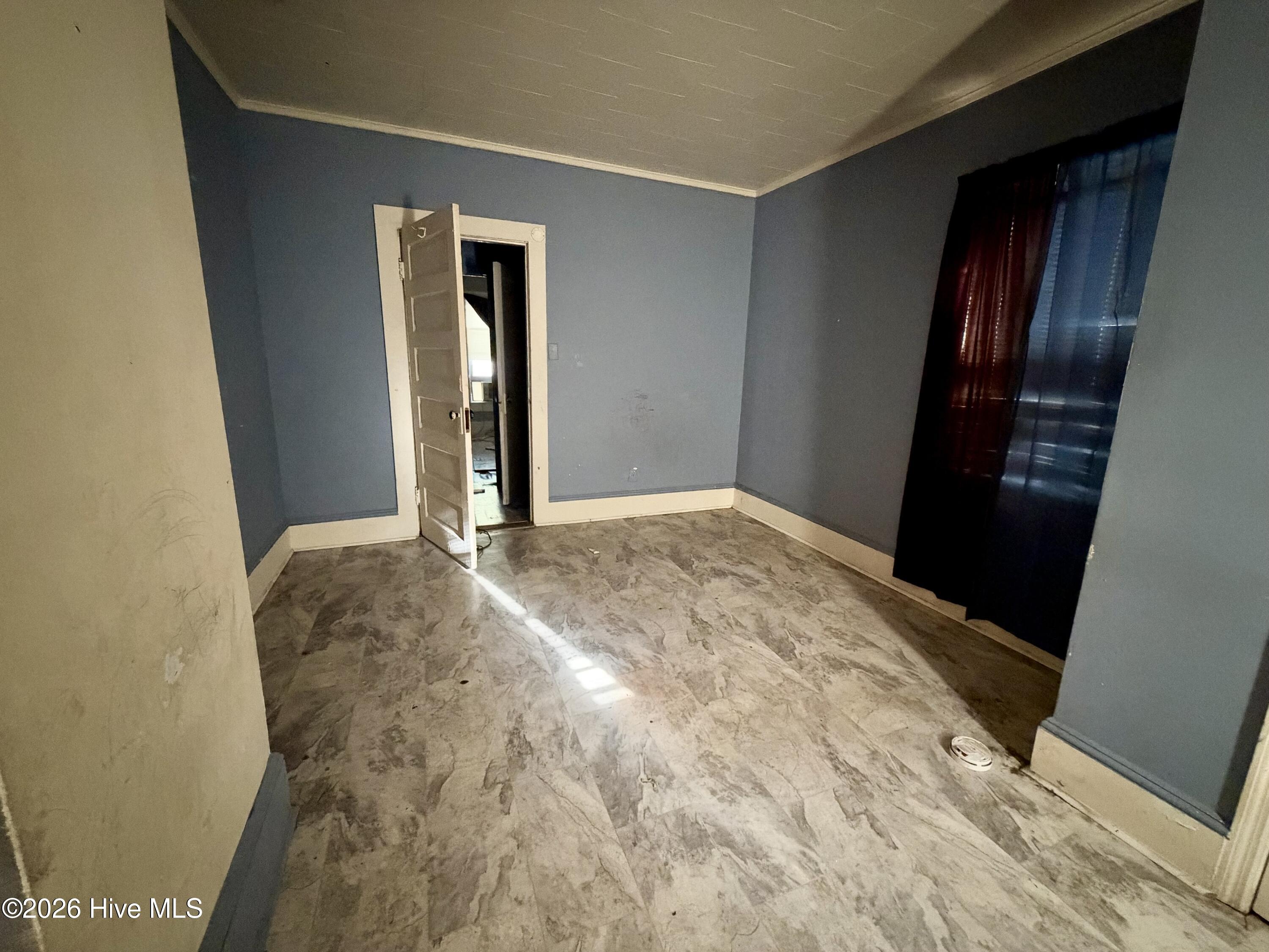 507 Warren Street Property Photo 11