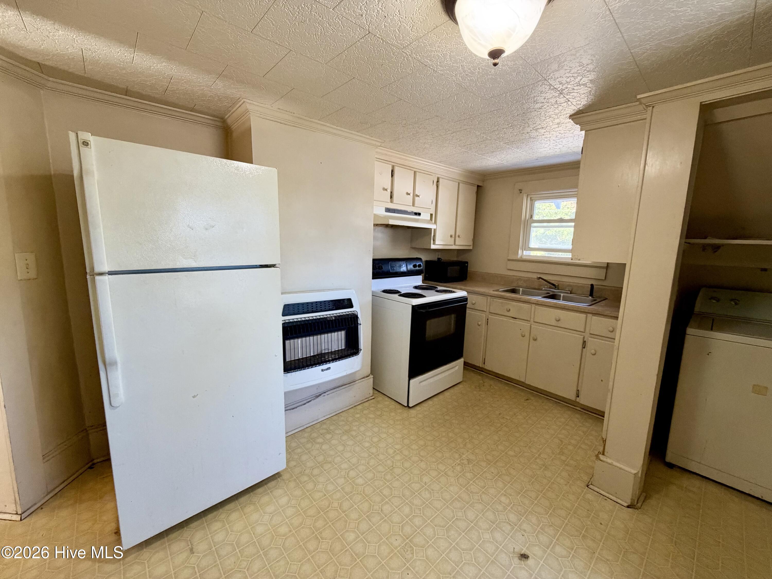 507 Warren Street Property Photo 17