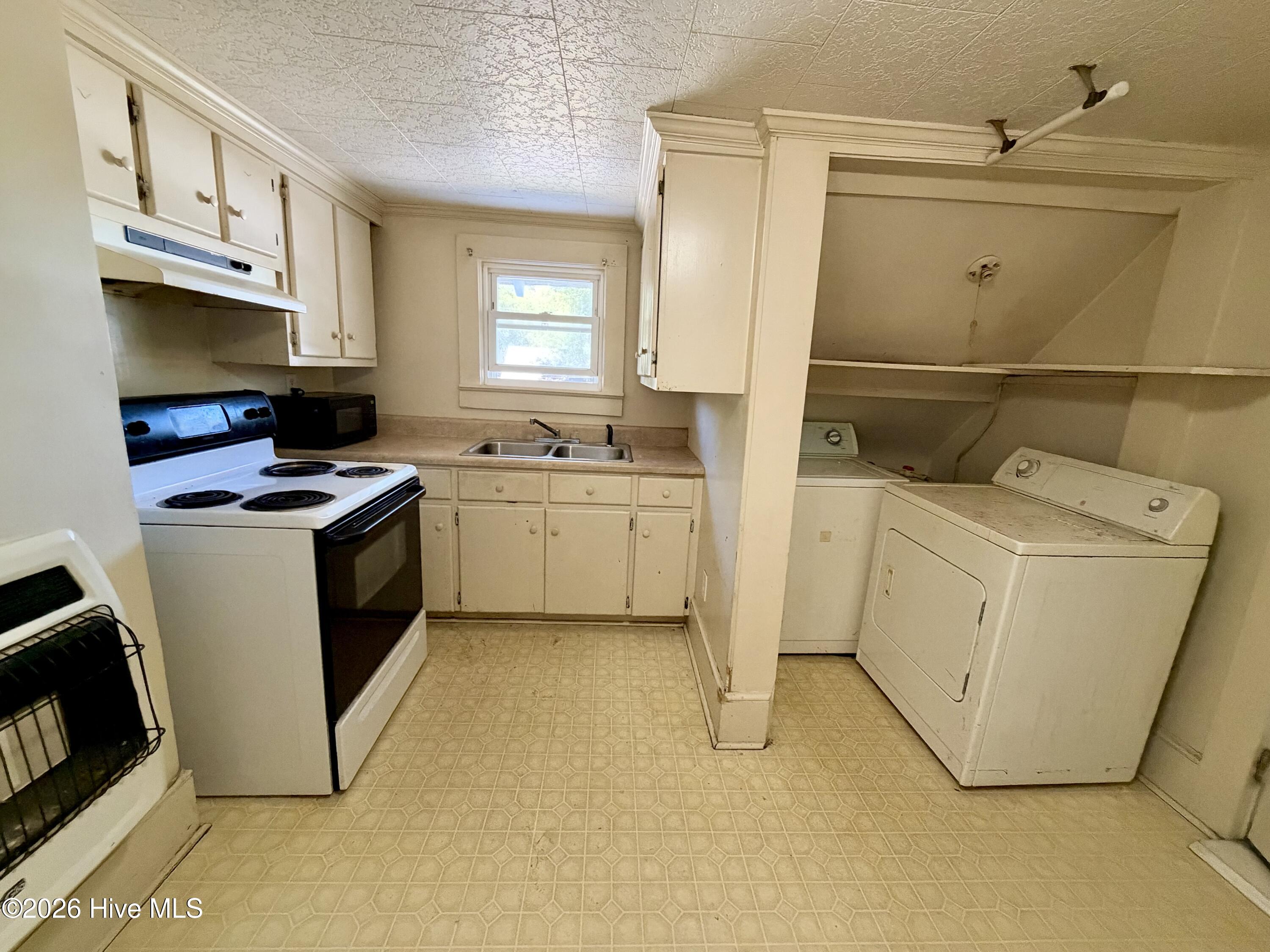 507 Warren Street Property Photo 18