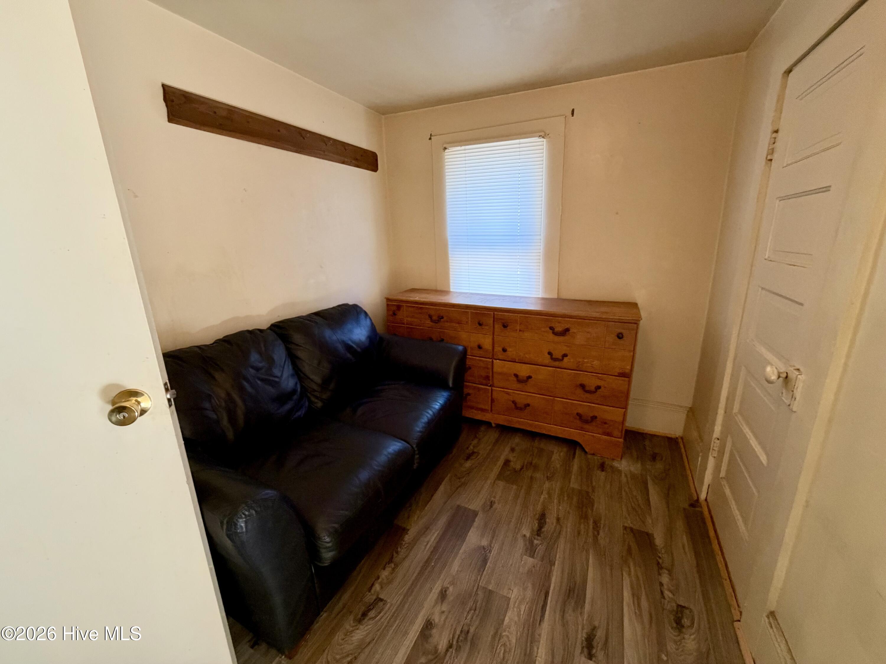 507 Warren Street Property Photo 19