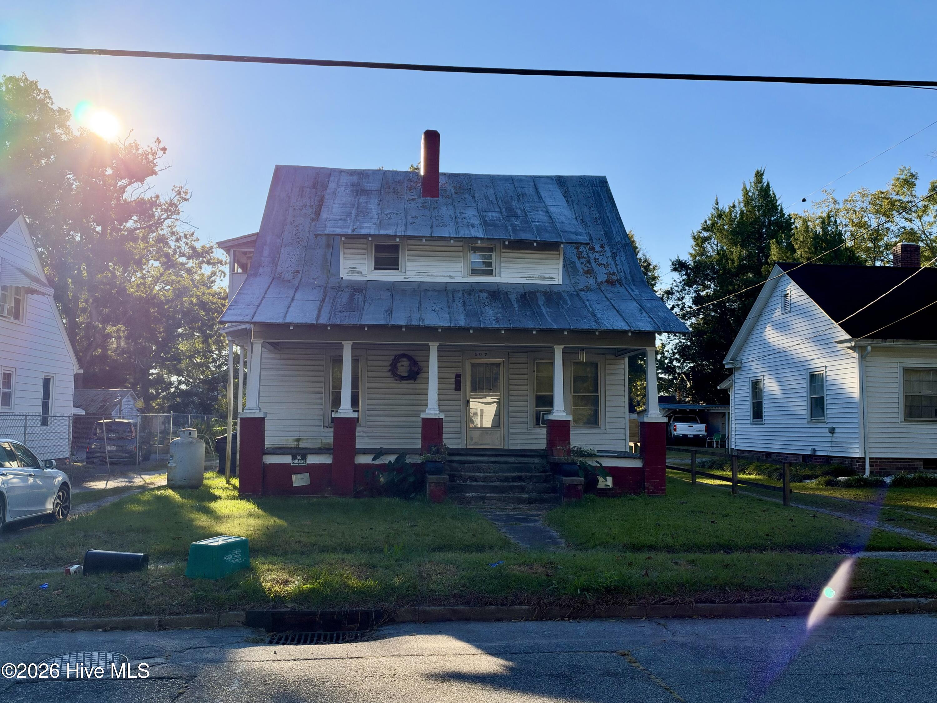 507 Warren Street Property Photo 25
