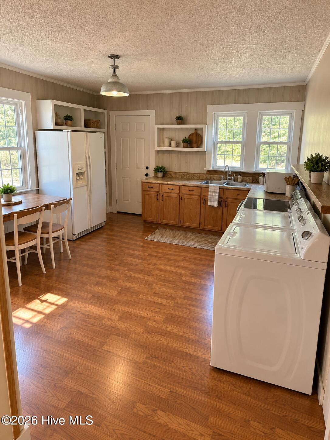 303 N Chestnut Street Property Photo 7