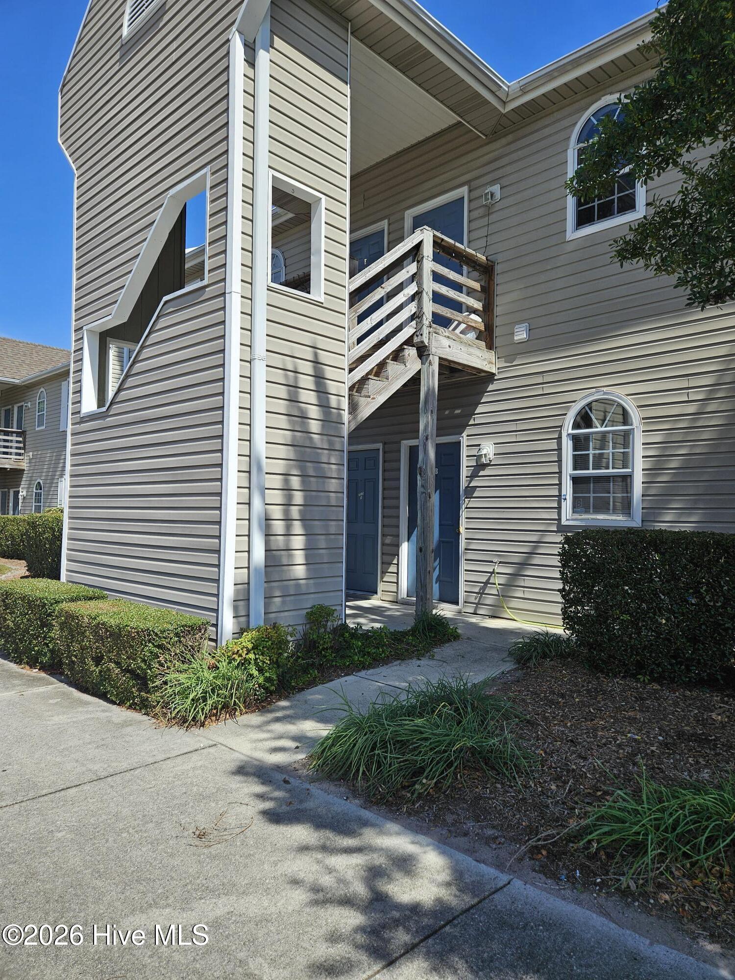 735 Bragg Drive Unit B Property Photo 2