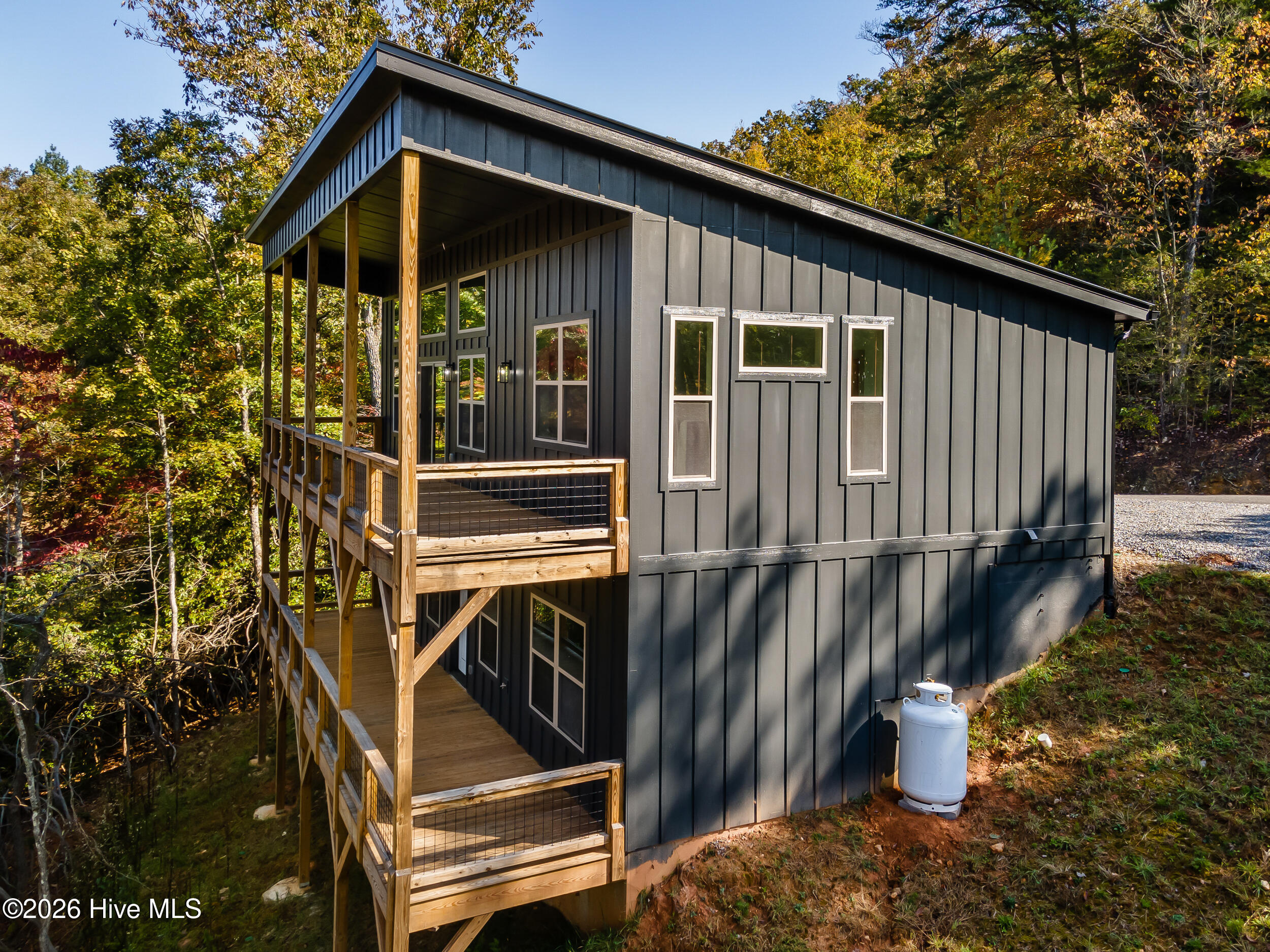 390 Fiddlers Way Property Photo 10