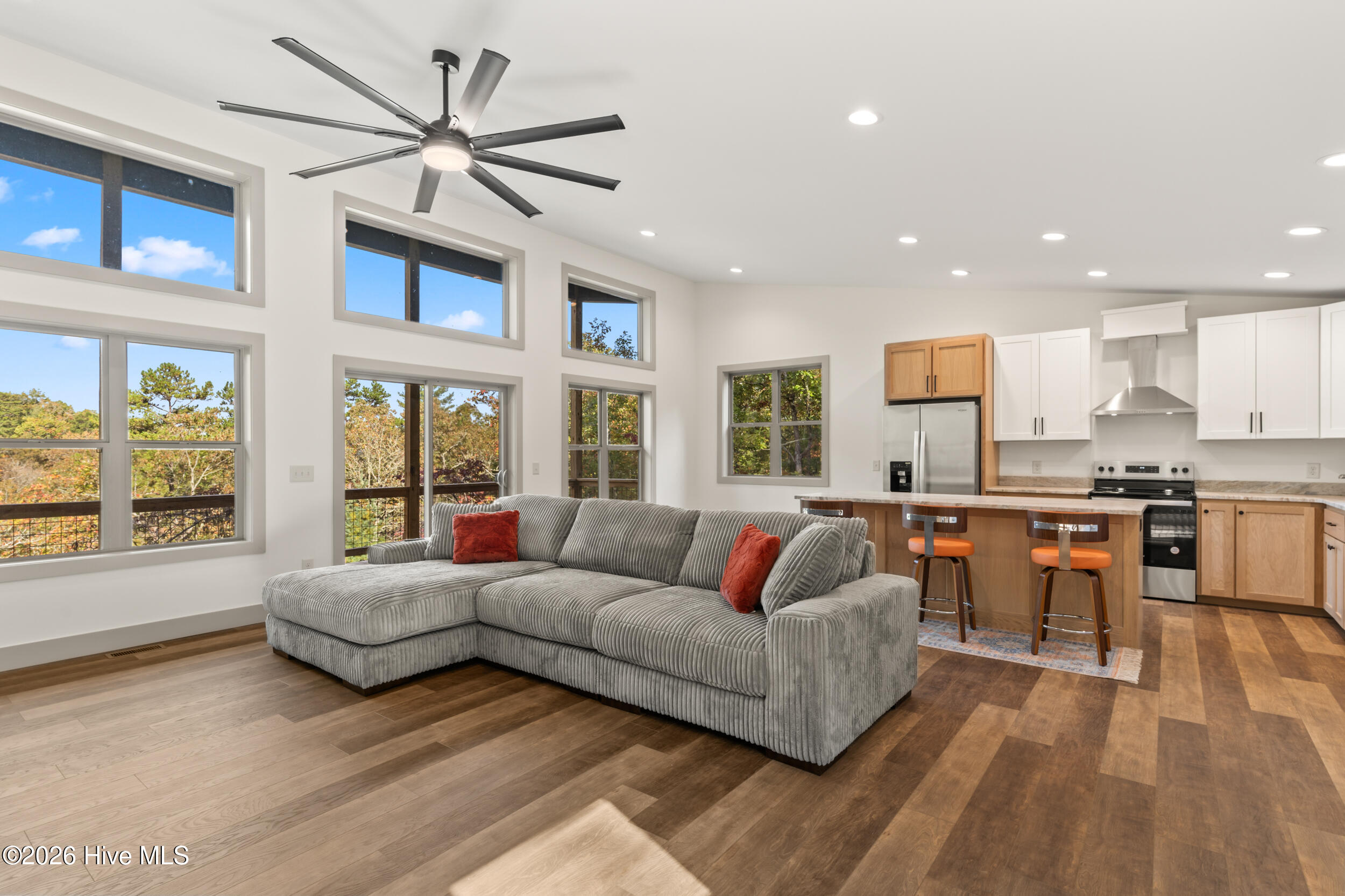 390 Fiddlers Way Property Photo 14