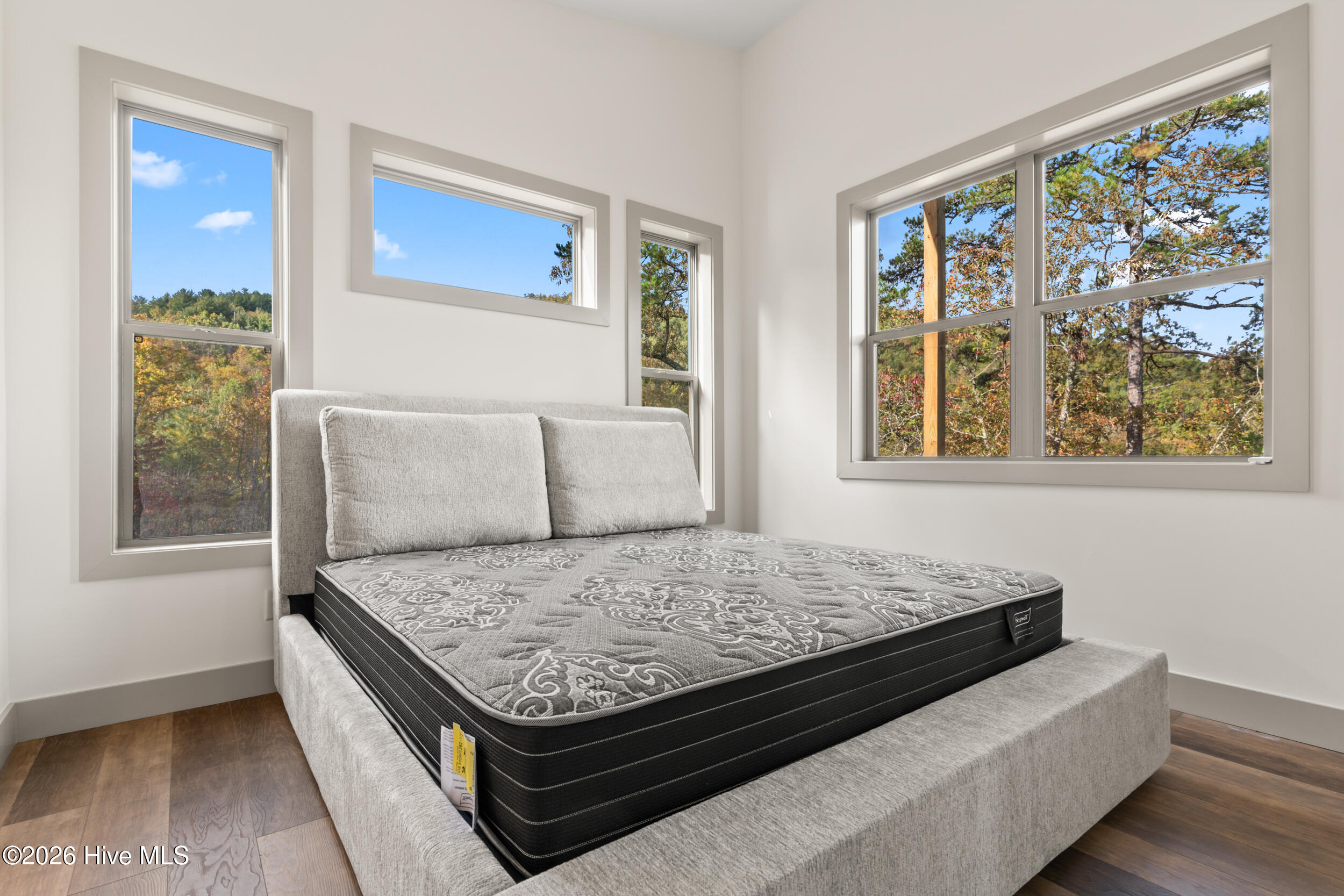 390 Fiddlers Way Property Photo 32