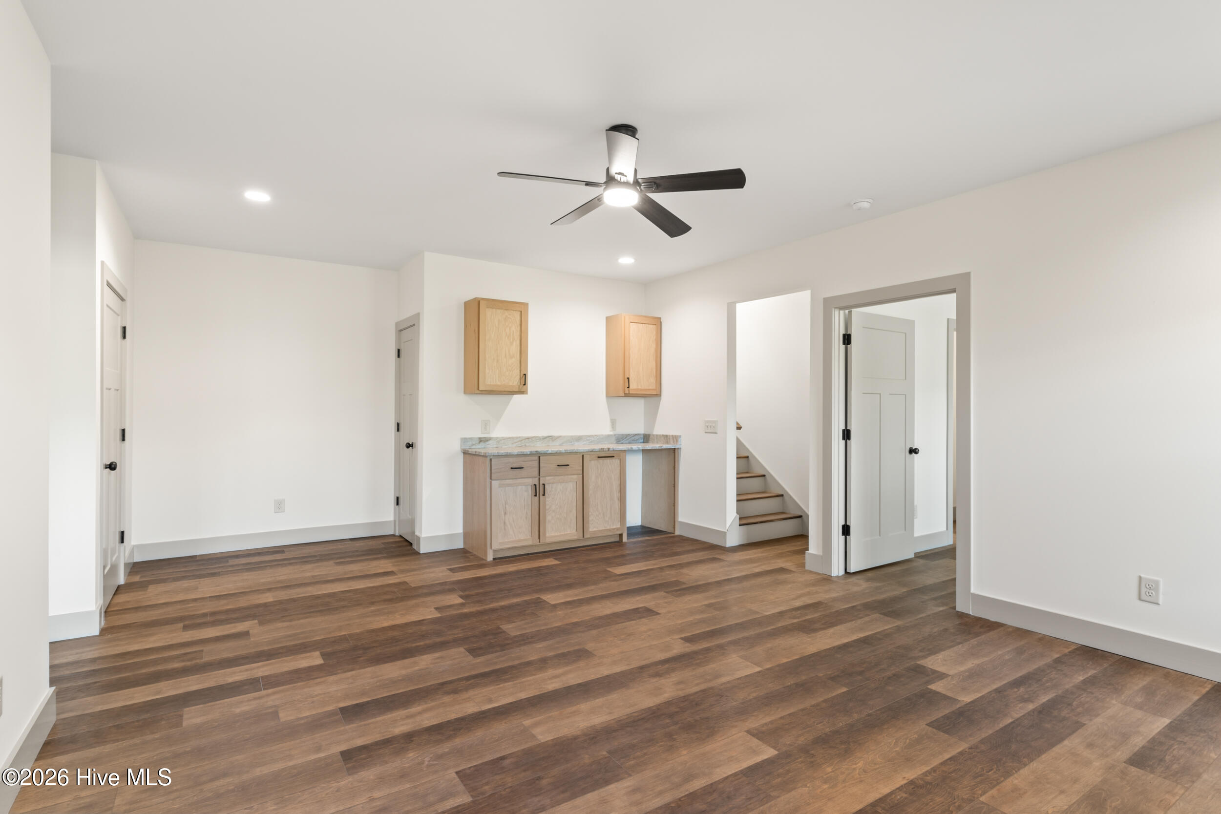 390 Fiddlers Way Property Photo 39