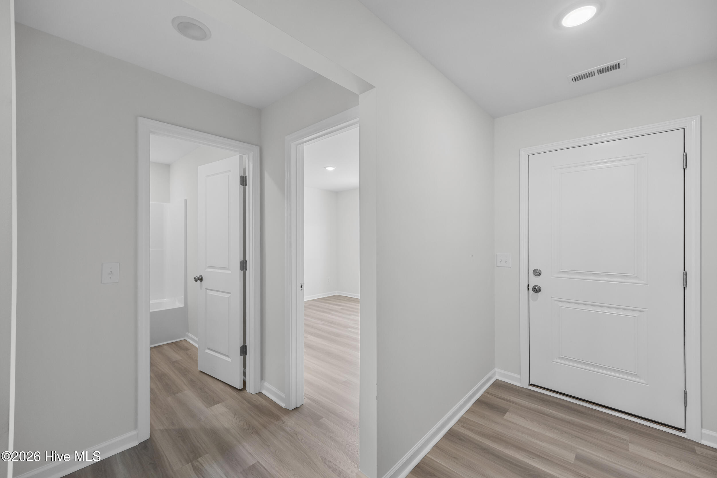 880 Parkway Rd. Property Photo 3