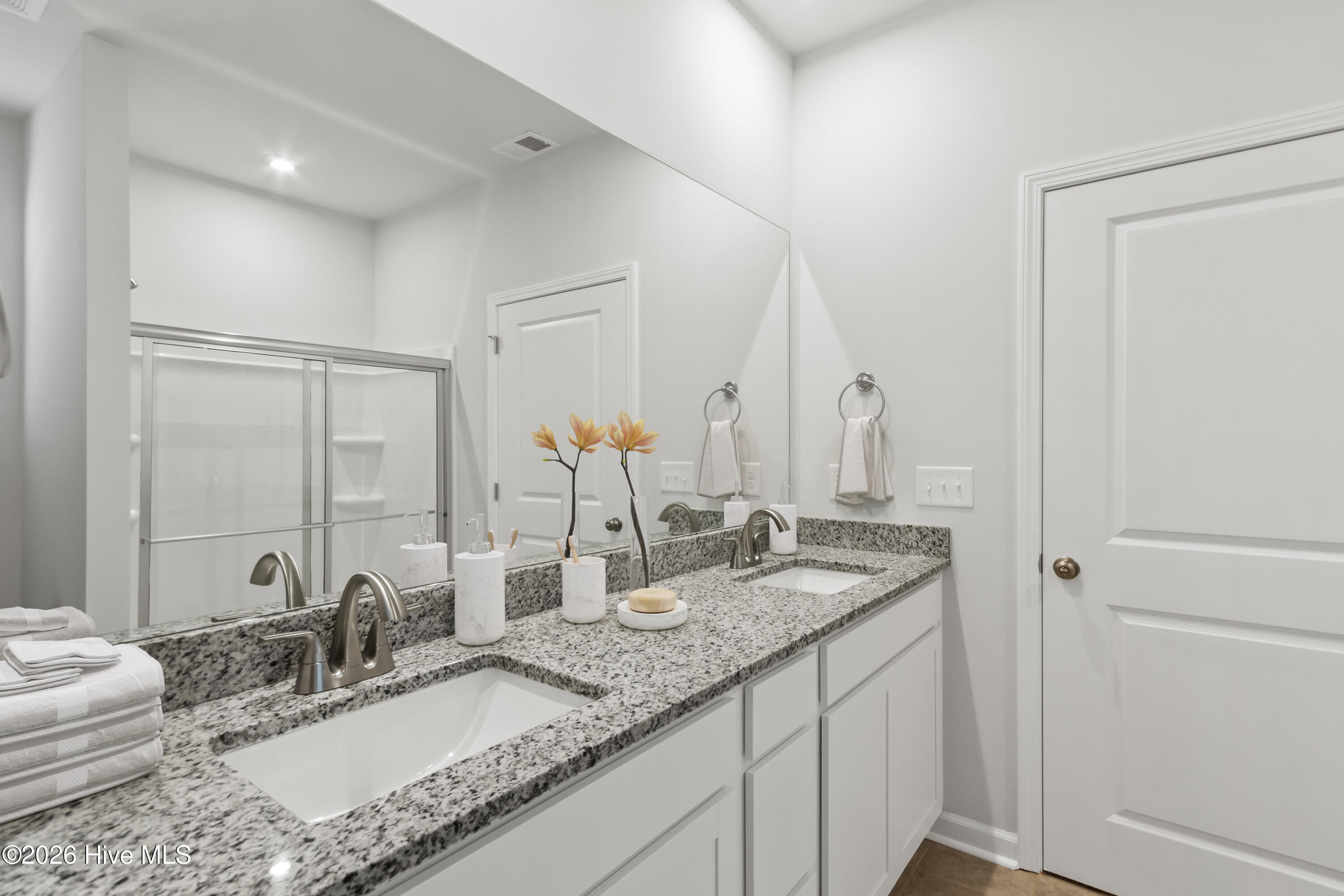 691 Tess Street Property Photo 6